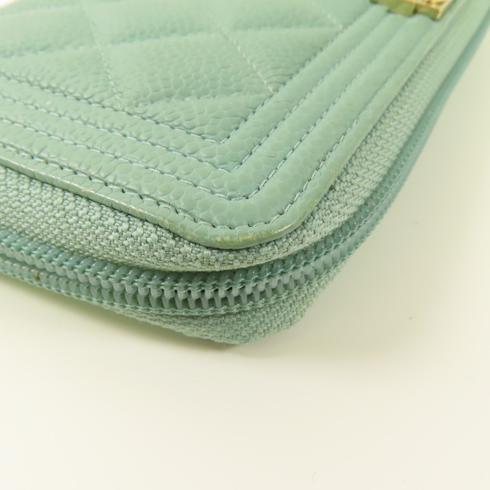 CHANEL 牛皮皮革Boy Zipper Long Wallet金扣長錢包