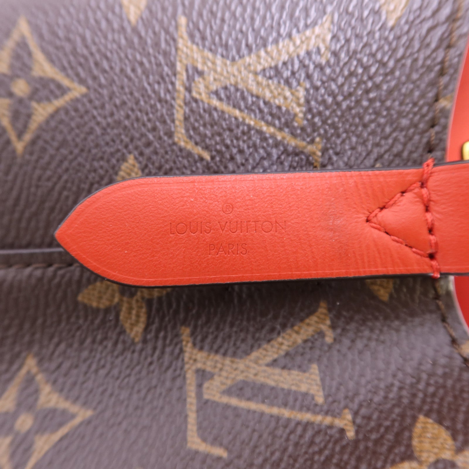LOUIS VUITTON Monogram Neo Noe Bucket Bag金扣肩背袋Coquelicot