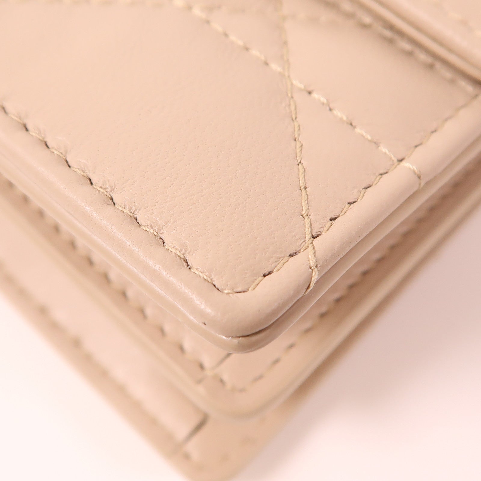 Dior 羊皮皮革Miss Caro金扣肩背袋