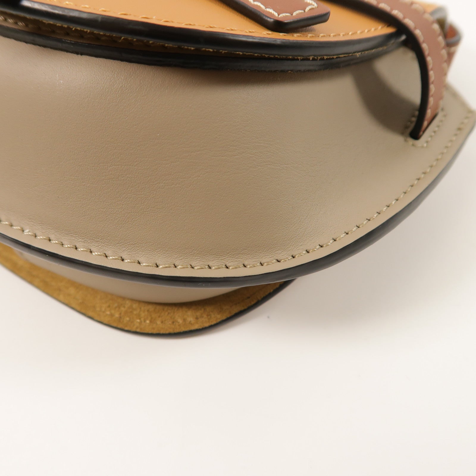 LOEWE 牛皮皮革Mini Gate肩背袋