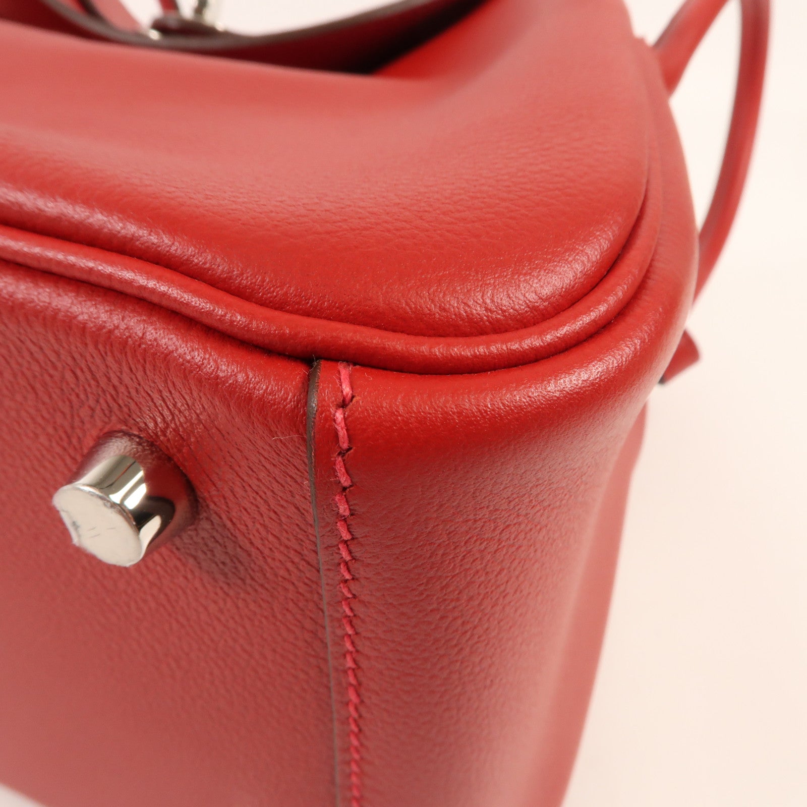 HERMES Evercolor皮革Lindy 26銀扣手挽肩背兩用袋Rouge de Coeur