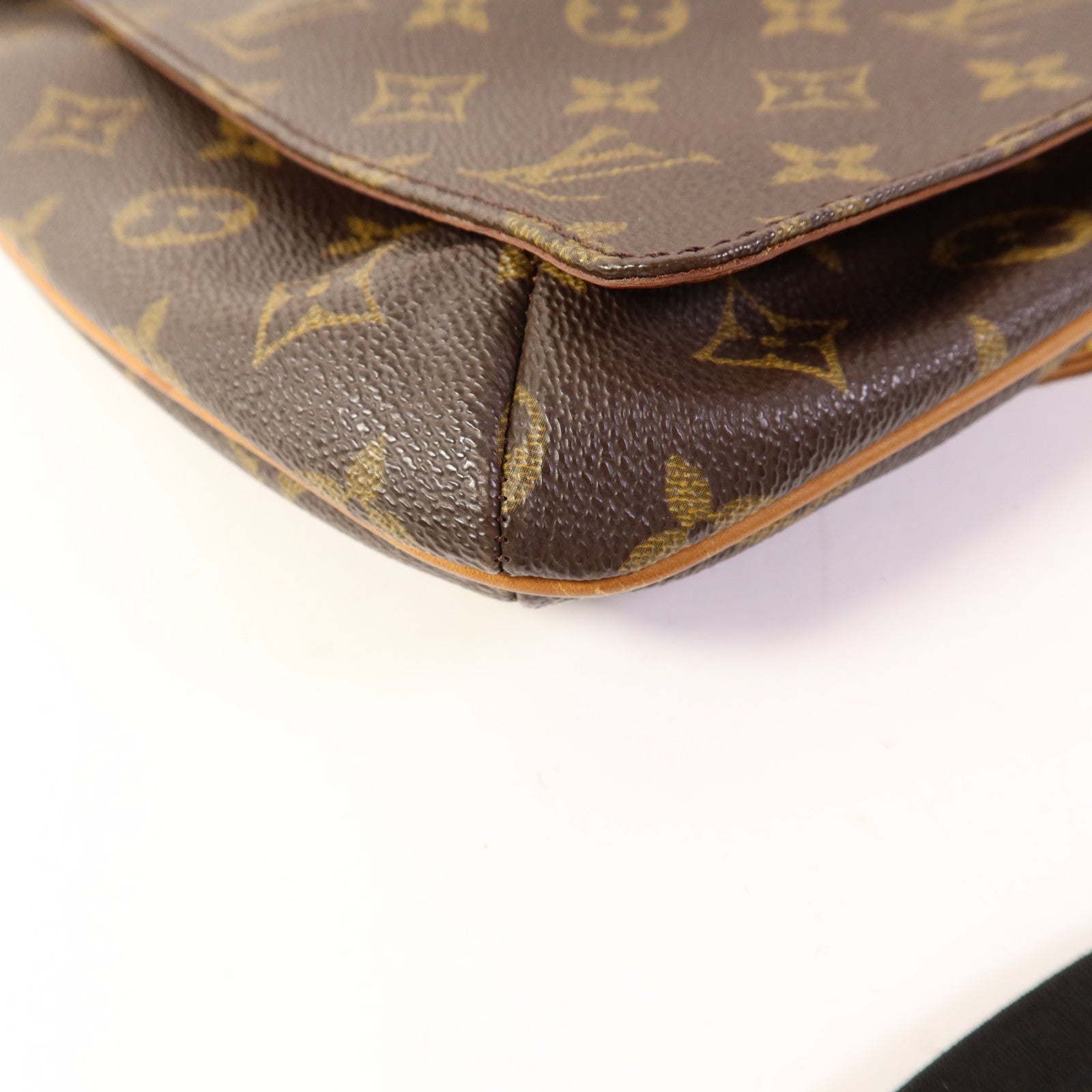LOUIS VUITTON Monogram Musette金扣肩背袋