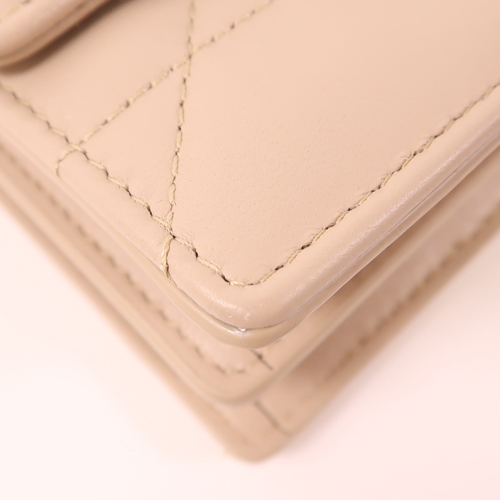 Dior 羊皮皮革Miss Caro金扣肩背袋