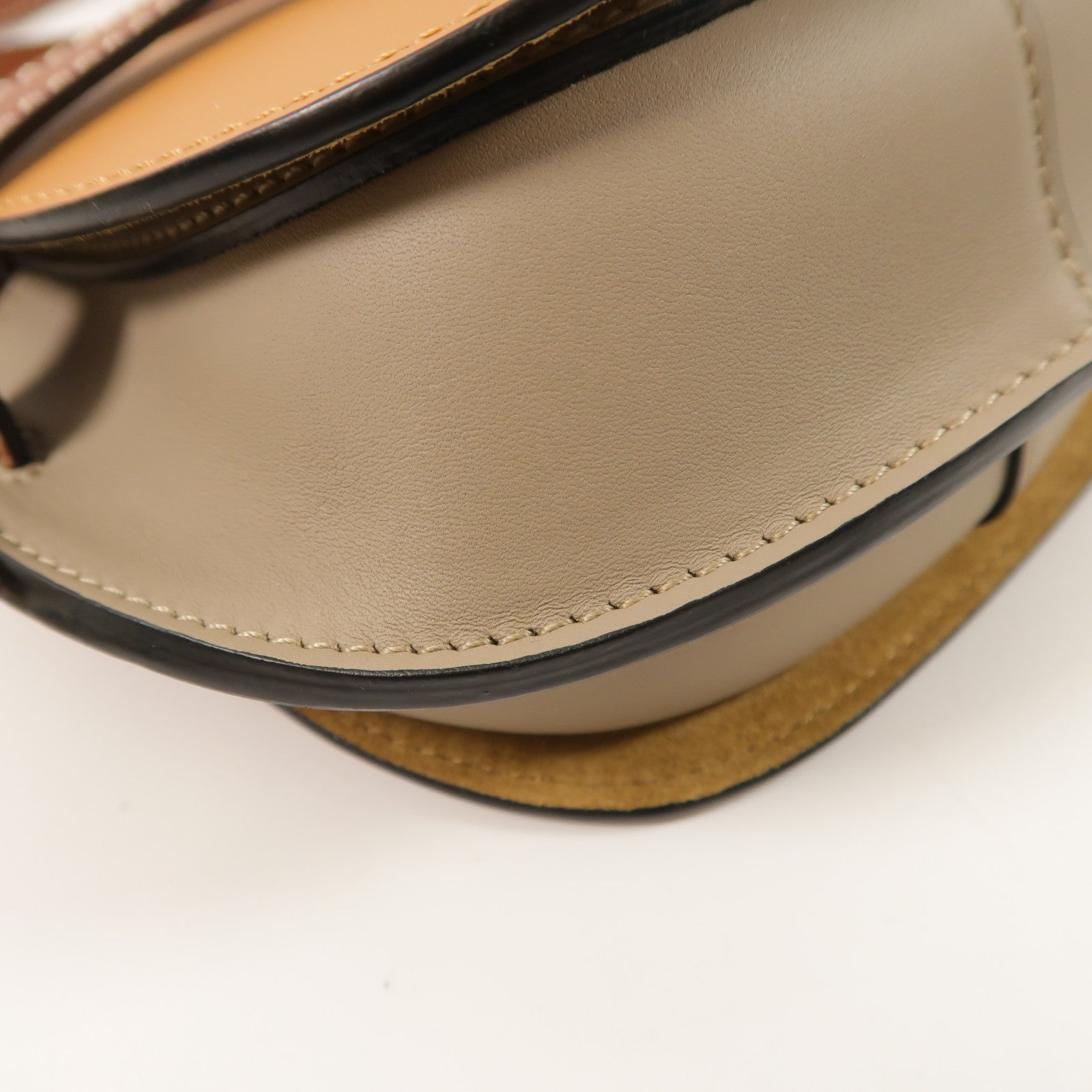 LOEWE 牛皮皮革Mini Gate肩背袋