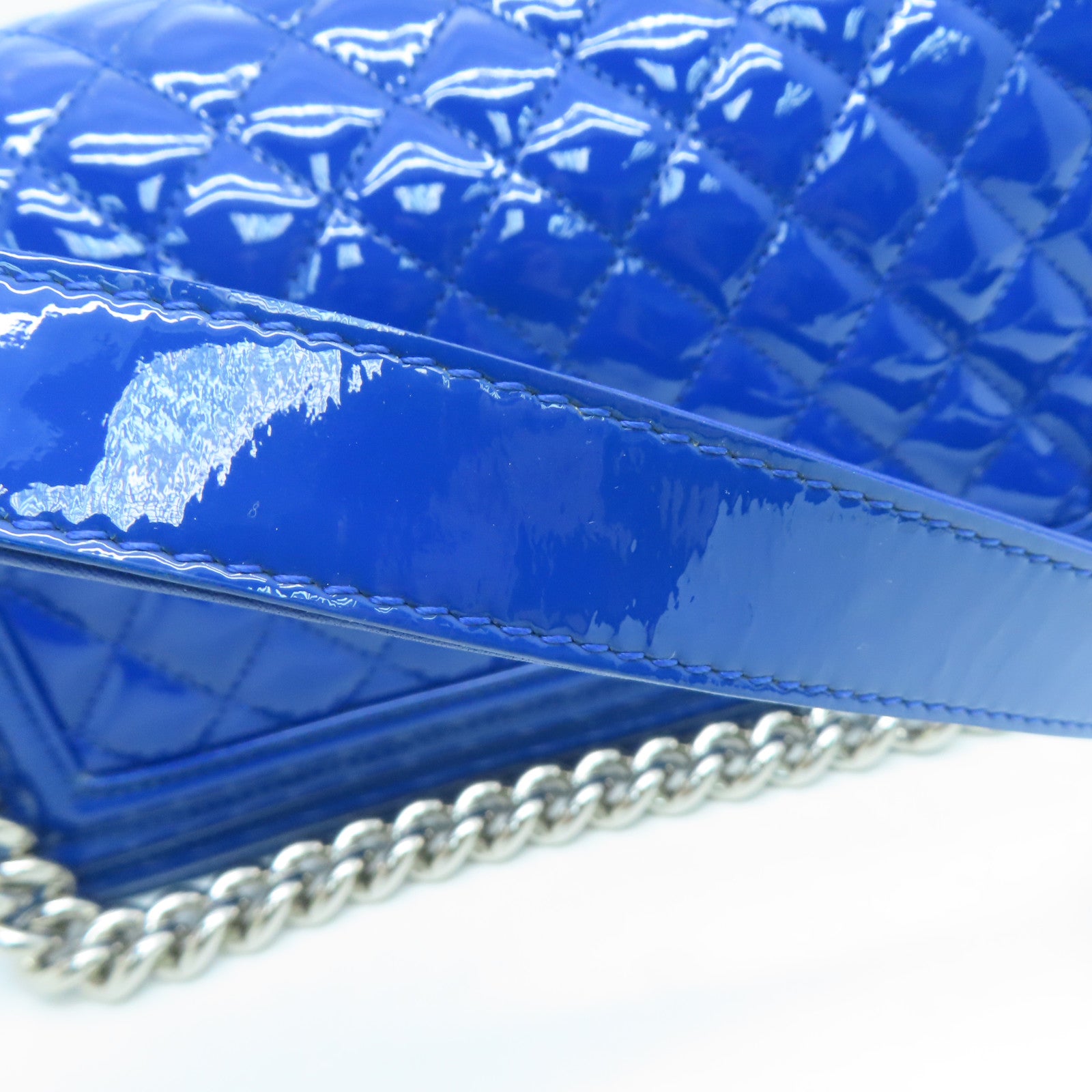 CHANEL Diamond Patent Leather Chanel Boy 25cm Silver Buckle Chain Shoulder Bag Blue