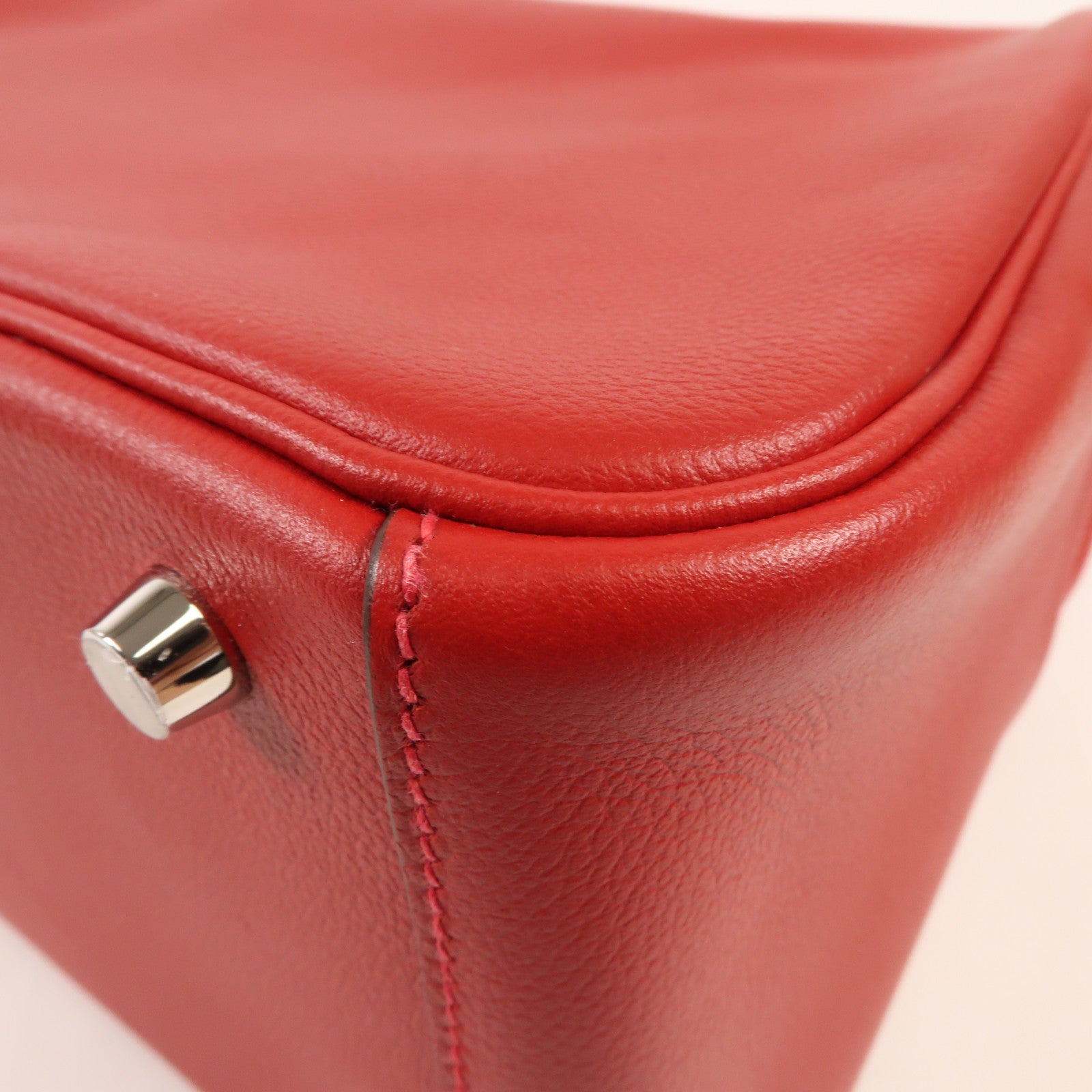 HERMES Evercolor皮革Lindy 26銀扣手挽肩背兩用袋Rouge de Coeur