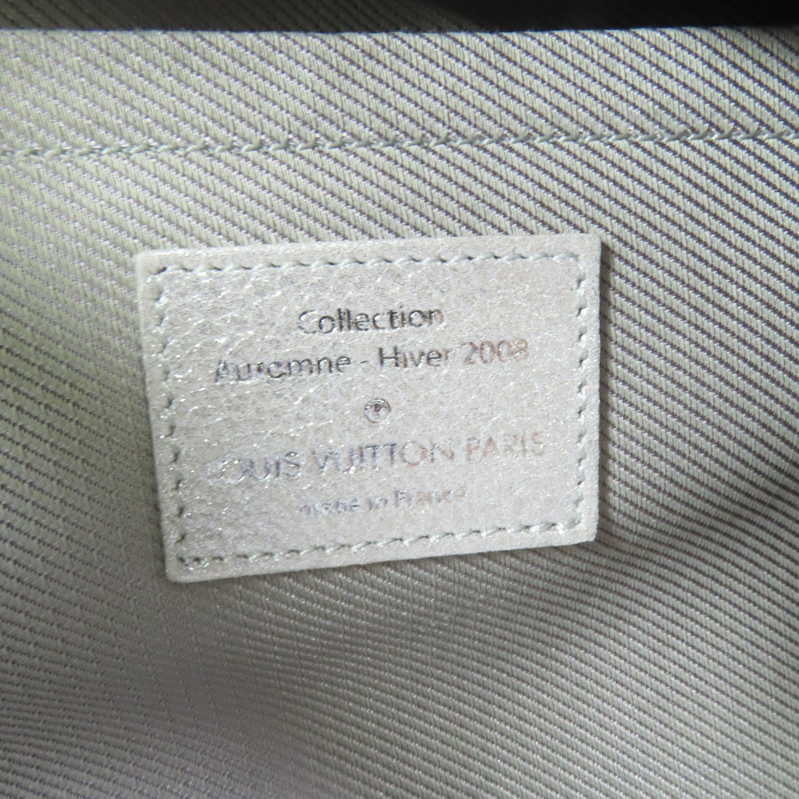 LOUIS VUITTON Monogram Shimmer Comet Boston Bag銀扣肩背袋
