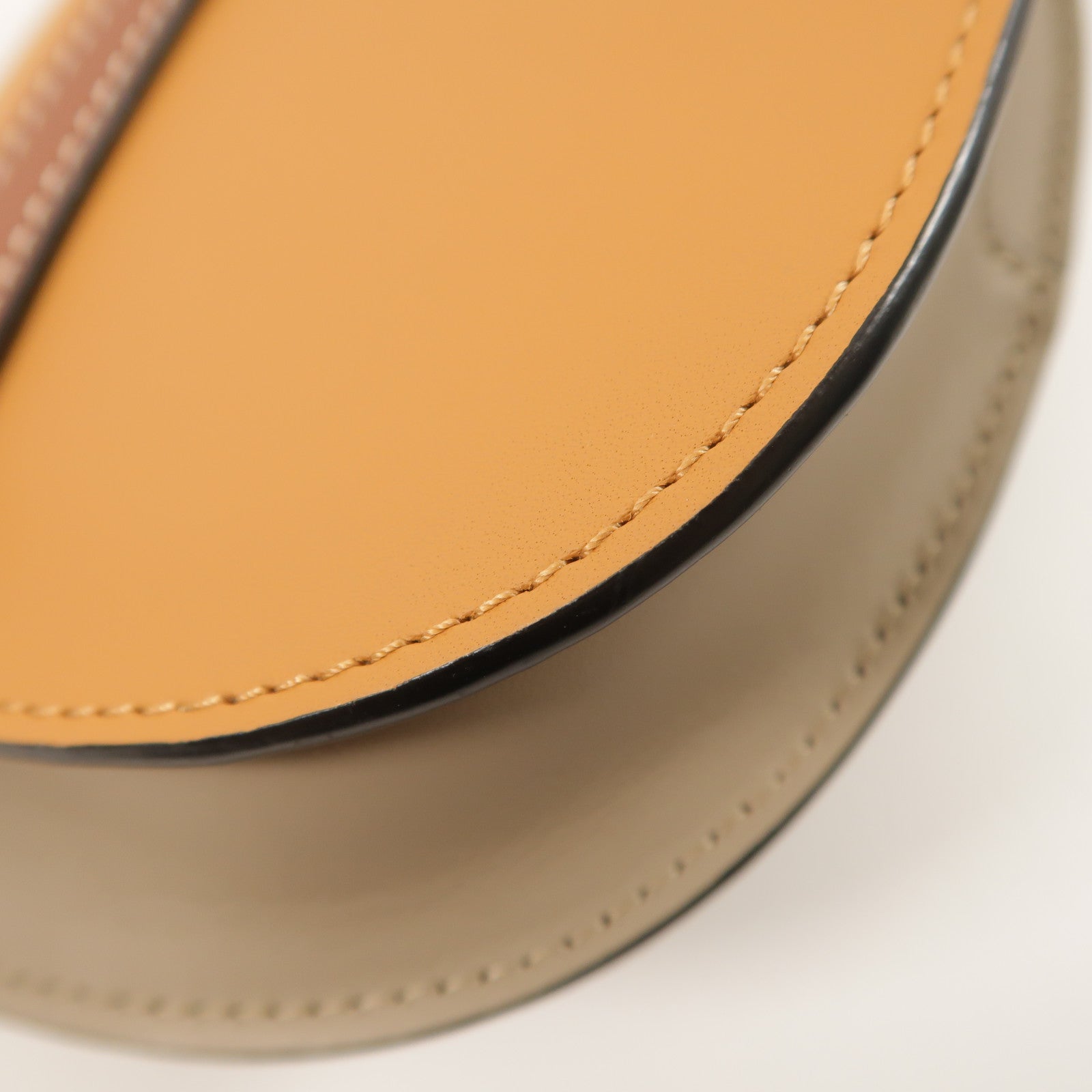 LOEWE 牛皮皮革Mini Gate肩背袋
