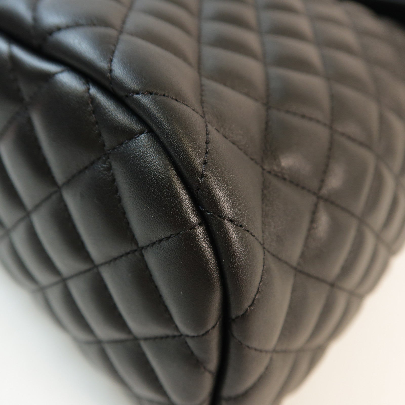 CHANEL 羊皮皮革Backpack金扣背包