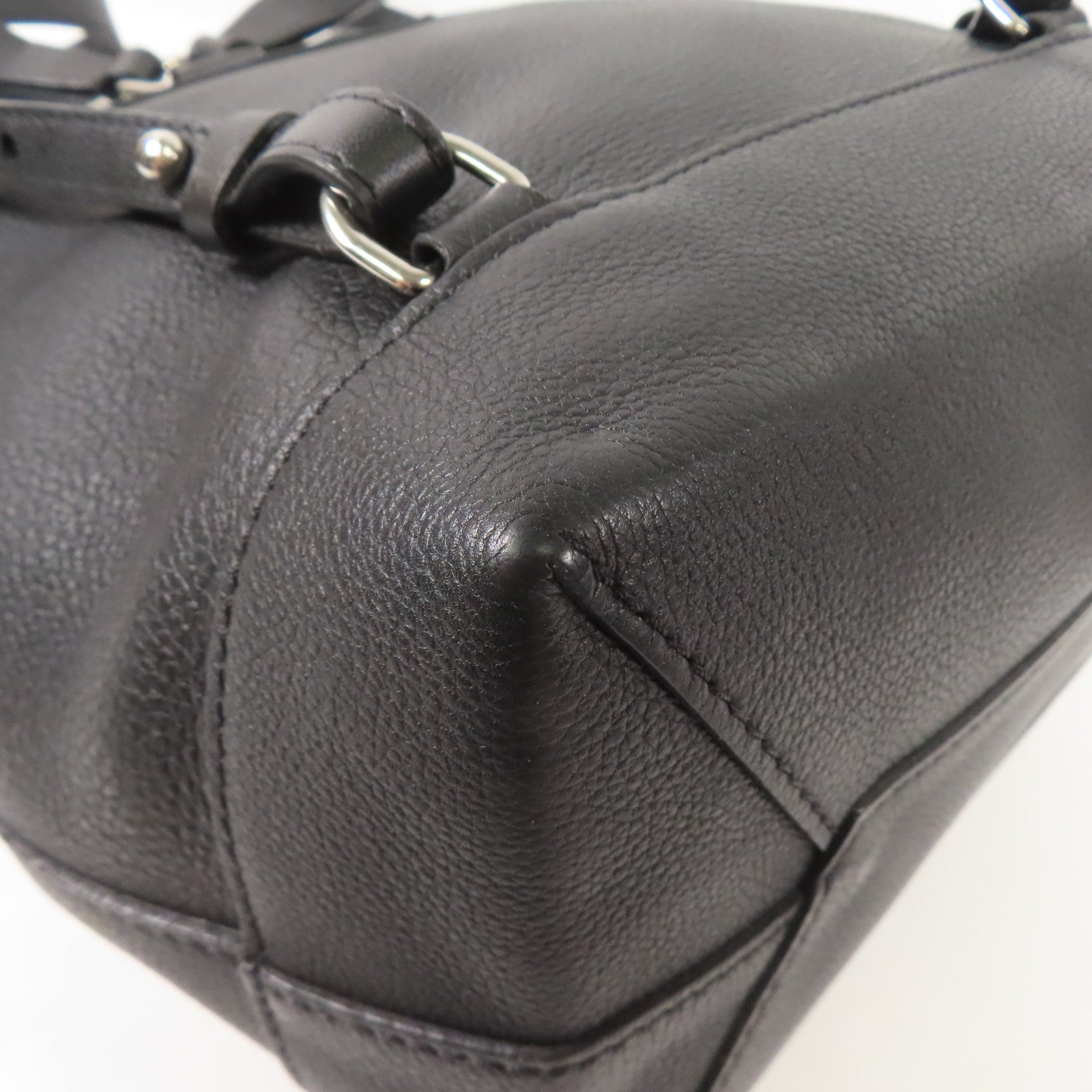 LOUIS VUITTON LV SHW Lock Me Backpack M41815 Calfskin Leather Black Noir