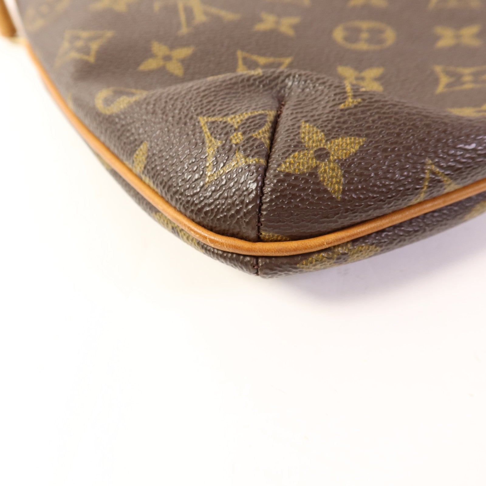 LOUIS VUITTON Monogram Musette金扣肩背袋