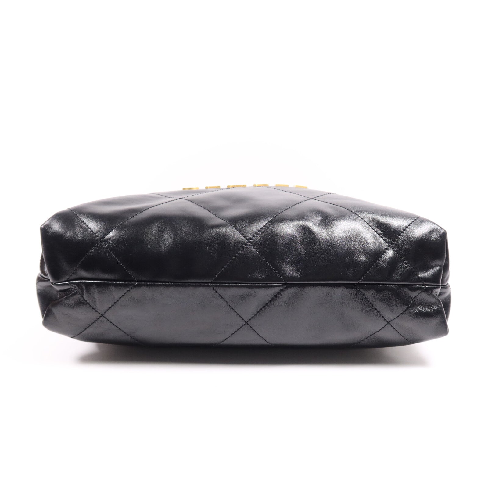 CHANEL 牛皮皮革Chanel 22 Medium金扣鏈帶肩背袋