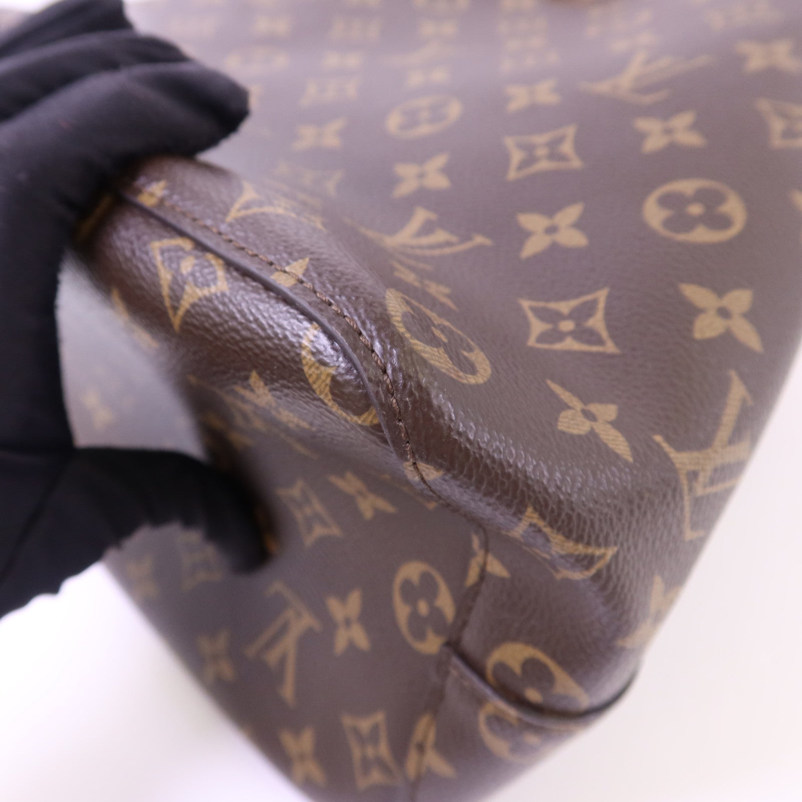 LOUIS VUITTON Monogram Neo Noe Bucket Bag金扣肩背袋Coquelicot