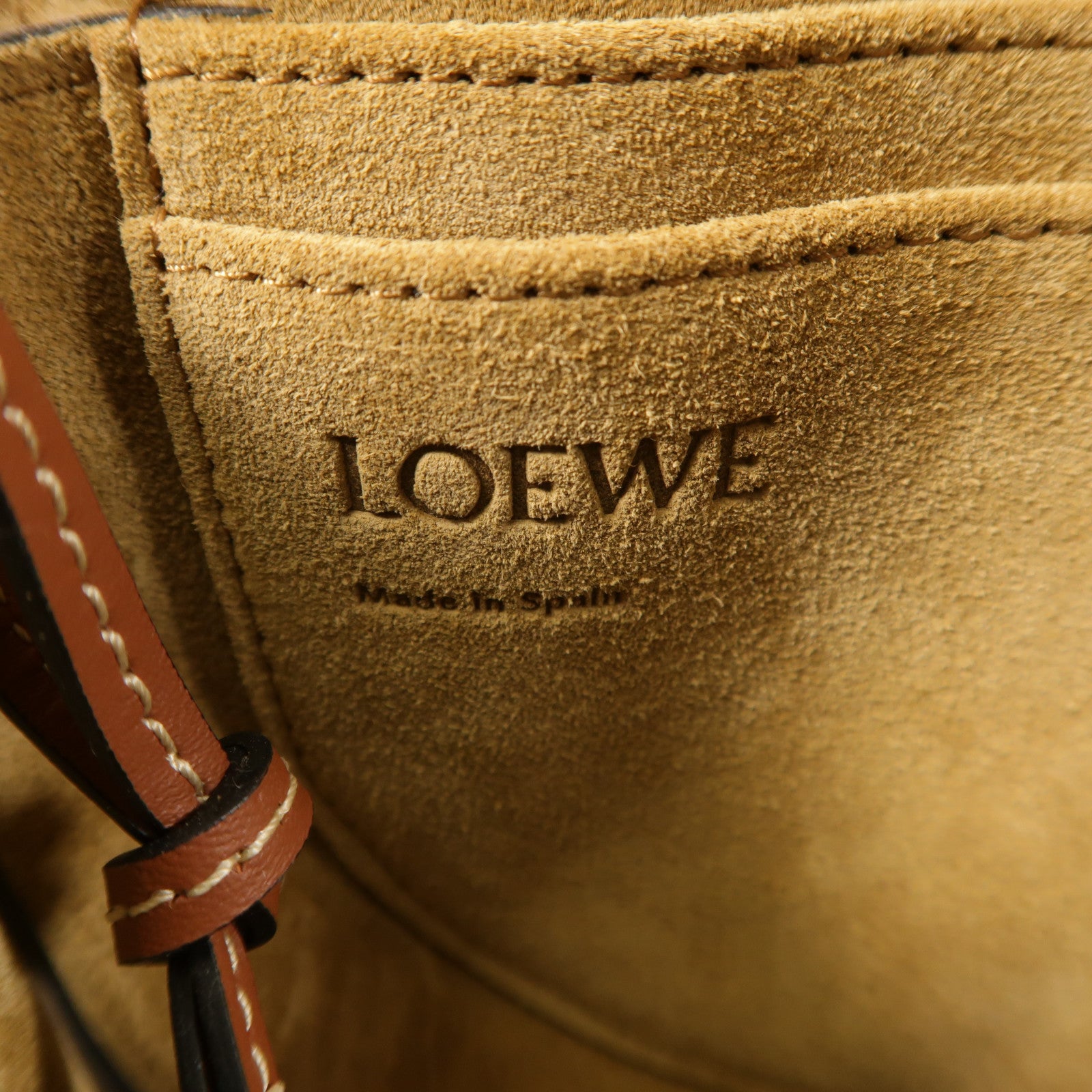LOEWE 牛皮皮革Mini Gate肩背袋