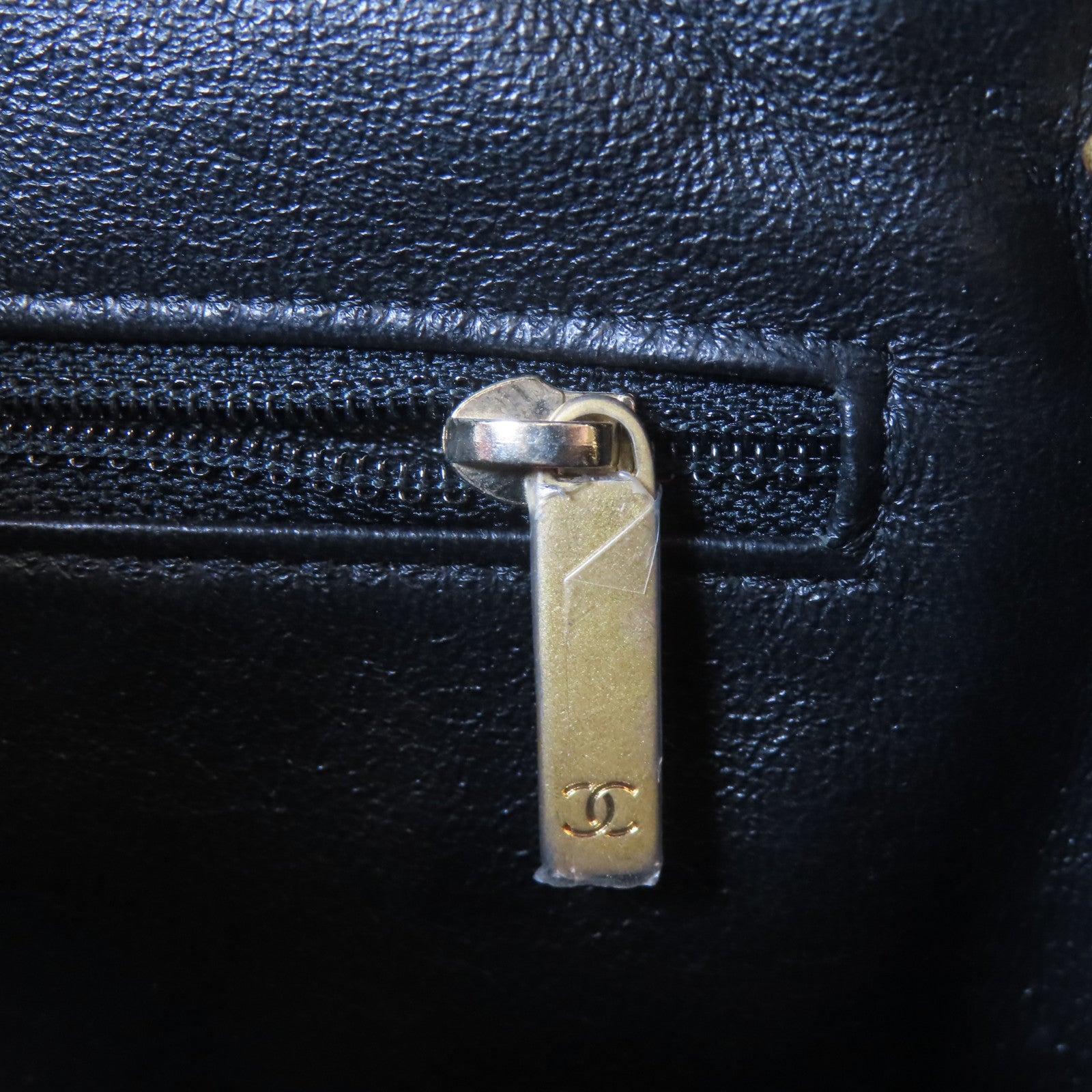 CHANEL 菱格牛皮皮革2.55金扣鏈帶肩背袋黑色