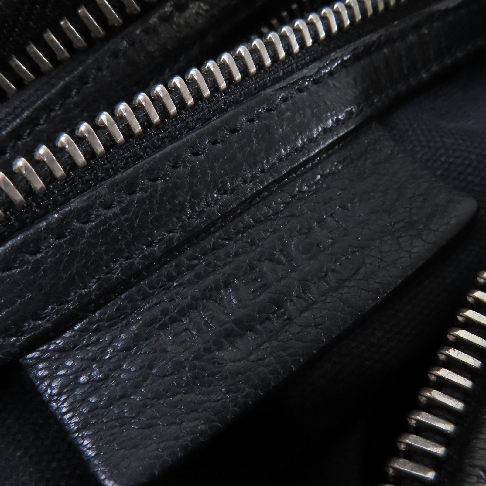 GIVENCHY 【激減優惠】皮革Pandora Small 2Way Shoulder Bag銀扣手挽肩背兩用袋黑色