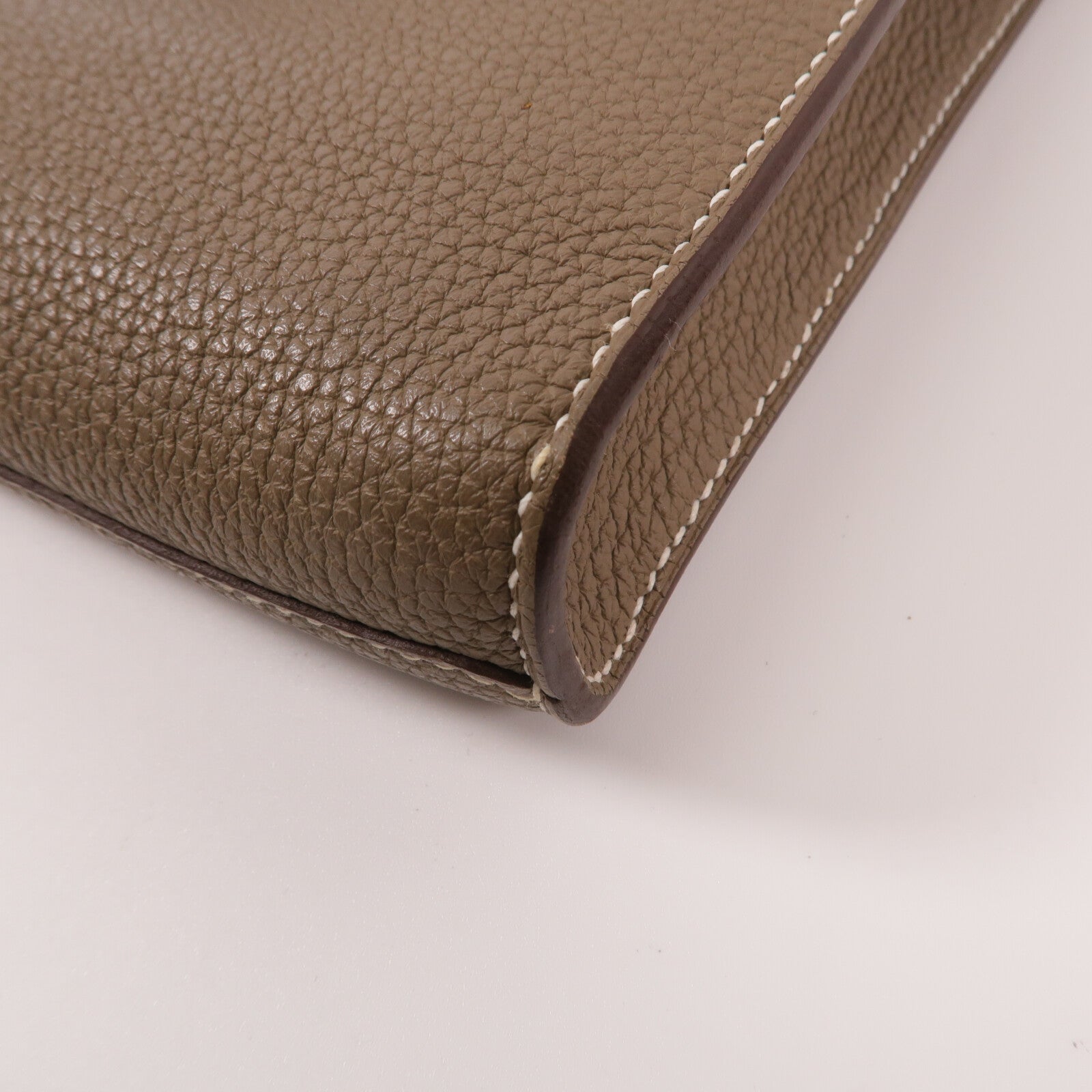HERMES Togo皮革Depeches 29 Messenger肩背袋Etoupe