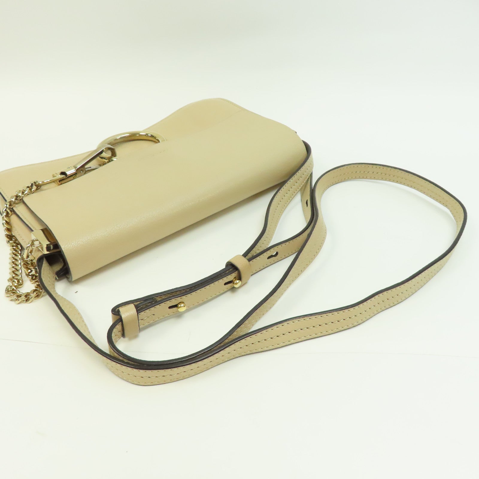 Chloe 【激減優惠】牛皮皮革Faye Bag金扣鏈帶肩背袋米色