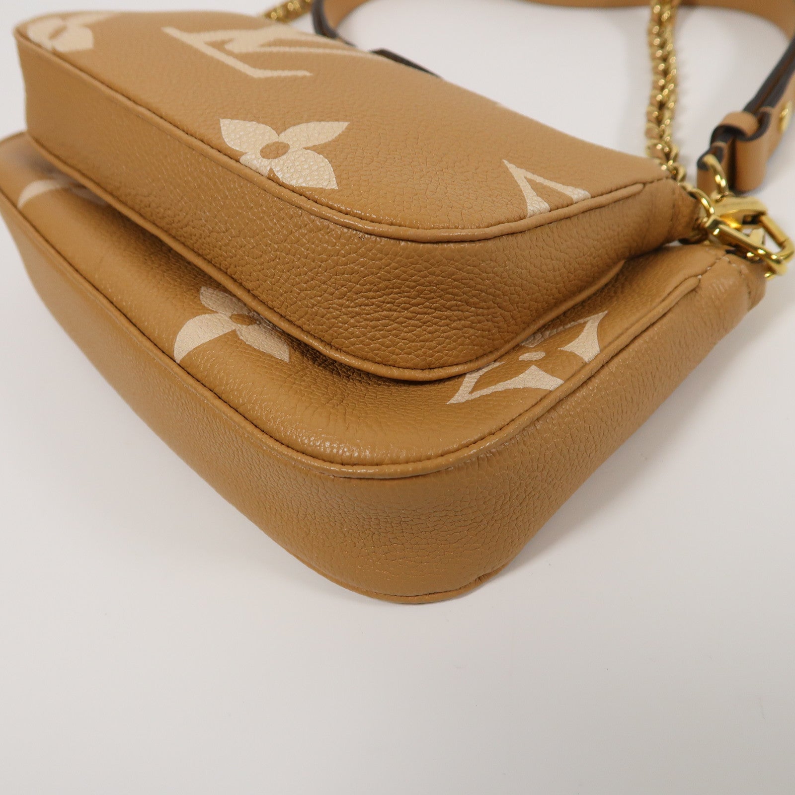 LOUIS VUITTON Monogram Empreinte Multi Pochette Accessoires金扣鏈帶手挽肩背兩用袋淺棕色/米色