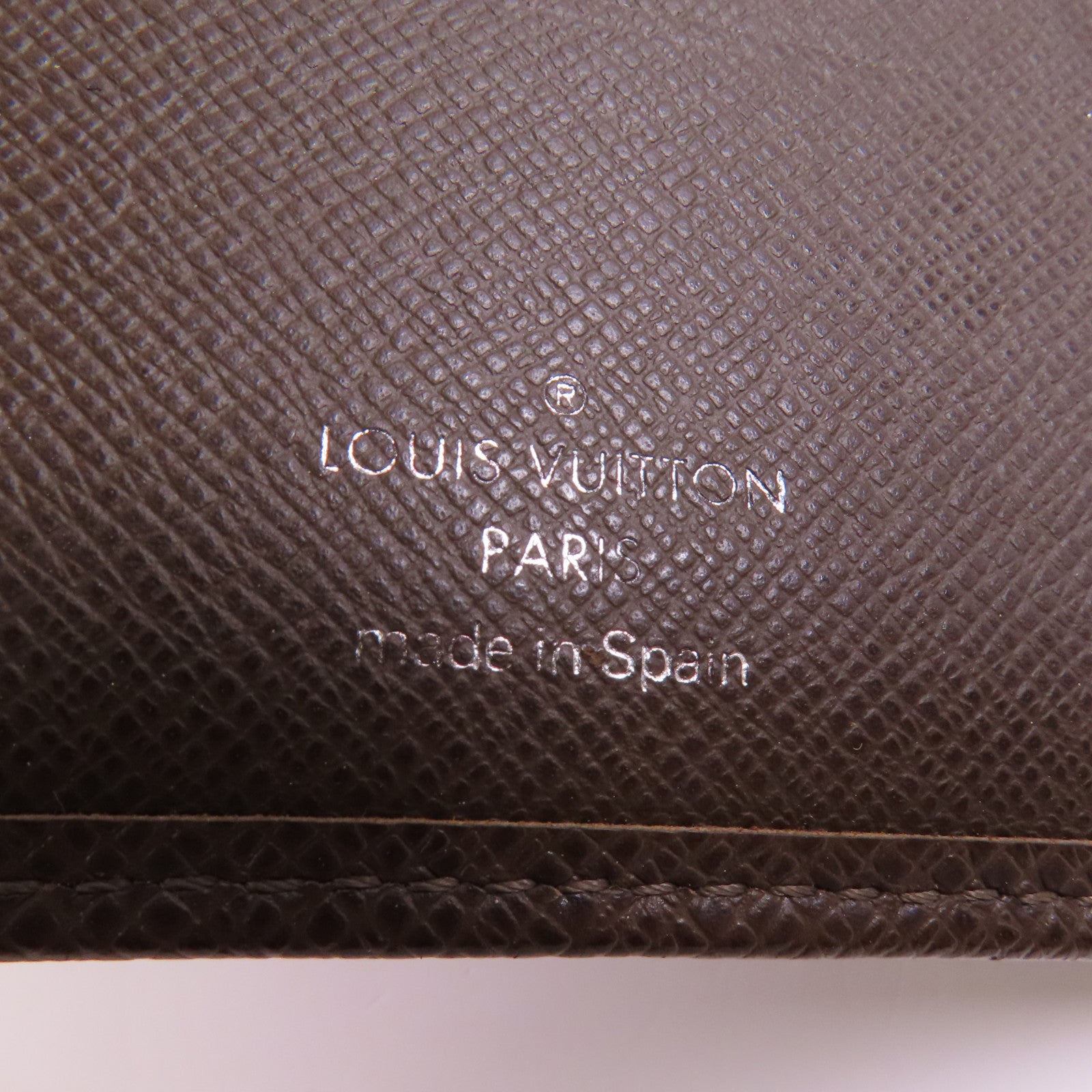 LOUIS VUITTON Taiga Wallet錢包