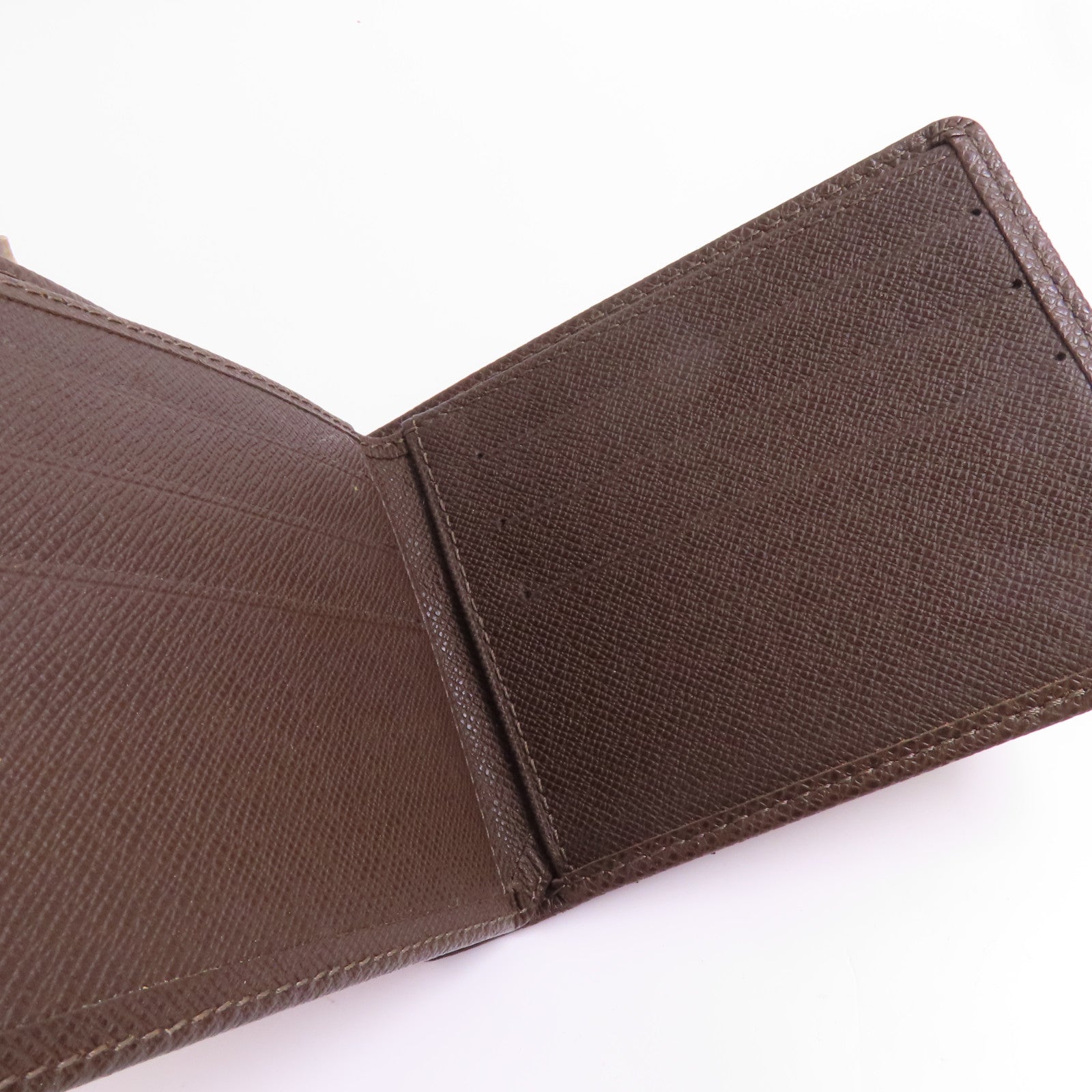 LOUIS VUITTON Taiga Wallet錢包