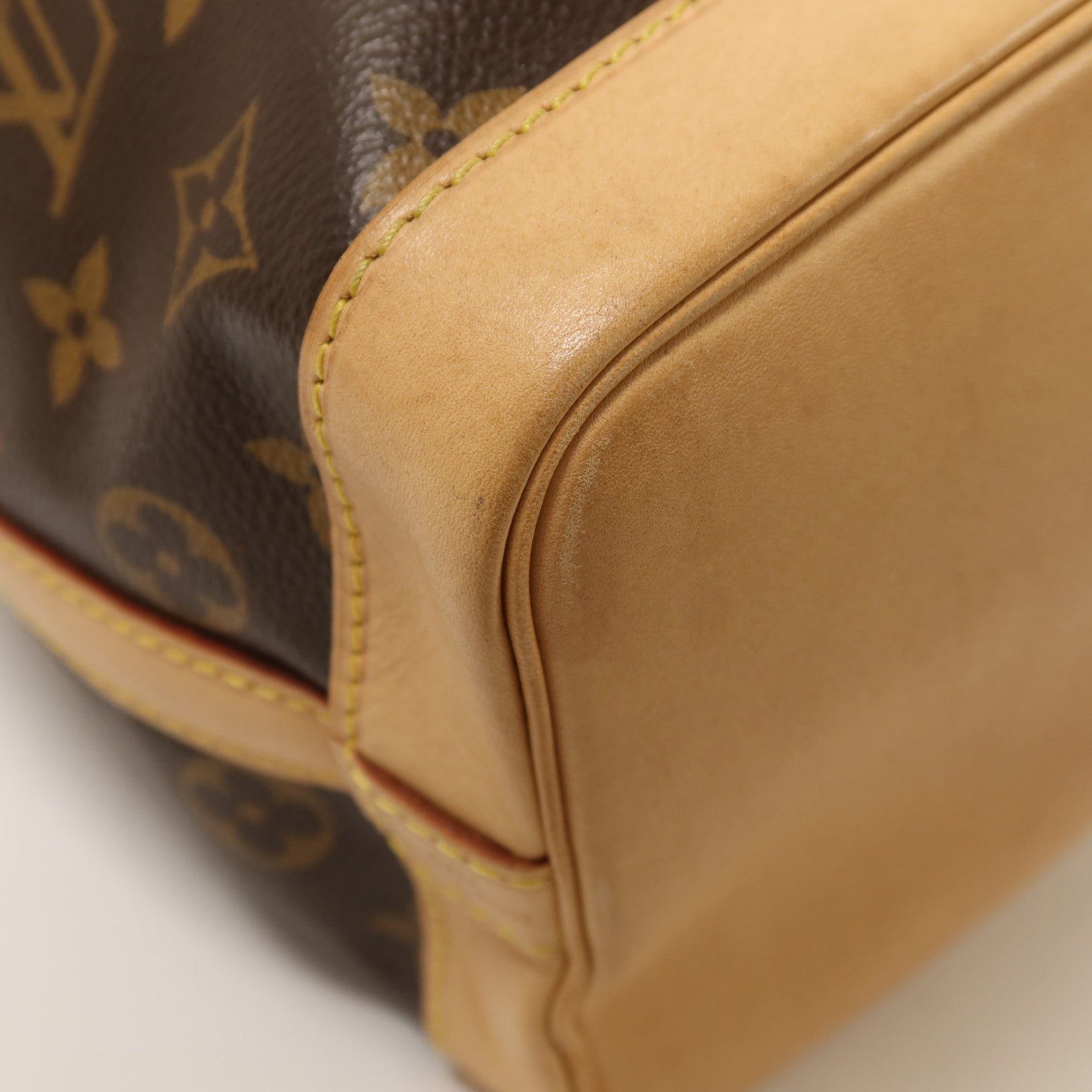 LOUIS VUITTON Monogram Noe BB金扣肩背袋