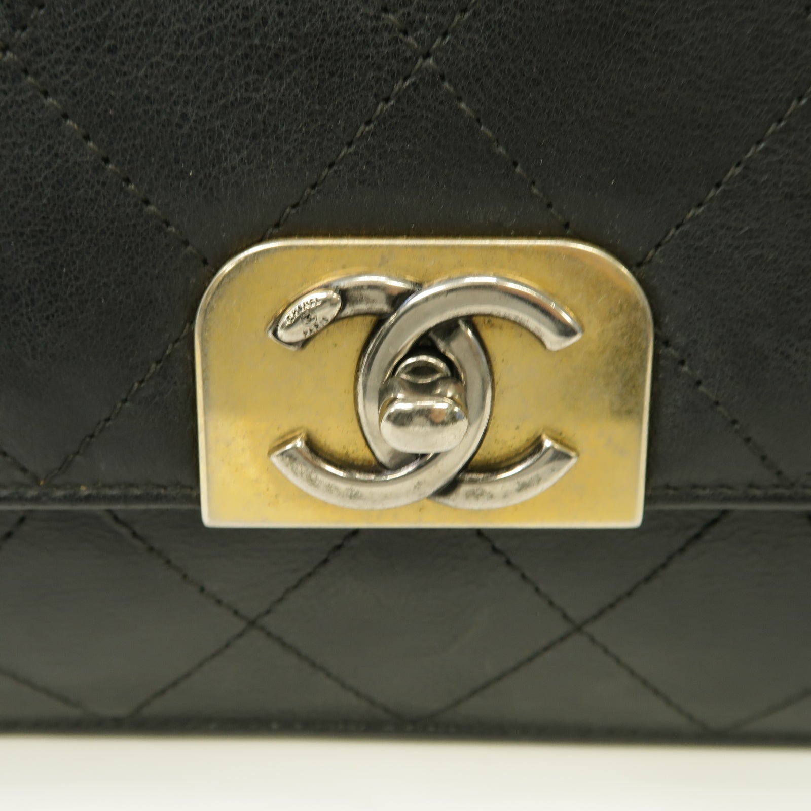 CHANEL 【激減優惠】菱格牛皮皮革Chain Shoulder Bag金扣鏈帶肩背袋黑色
