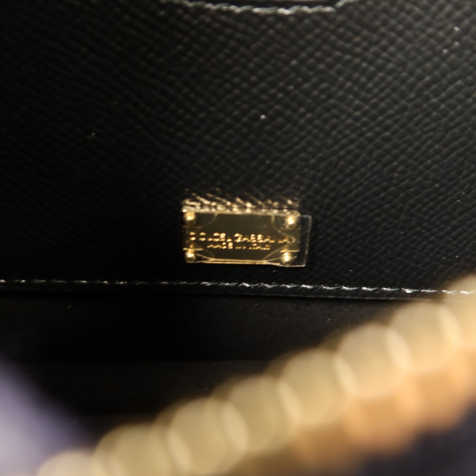 D&G 牛皮皮革Chain Shoulder金扣鏈帶肩背袋