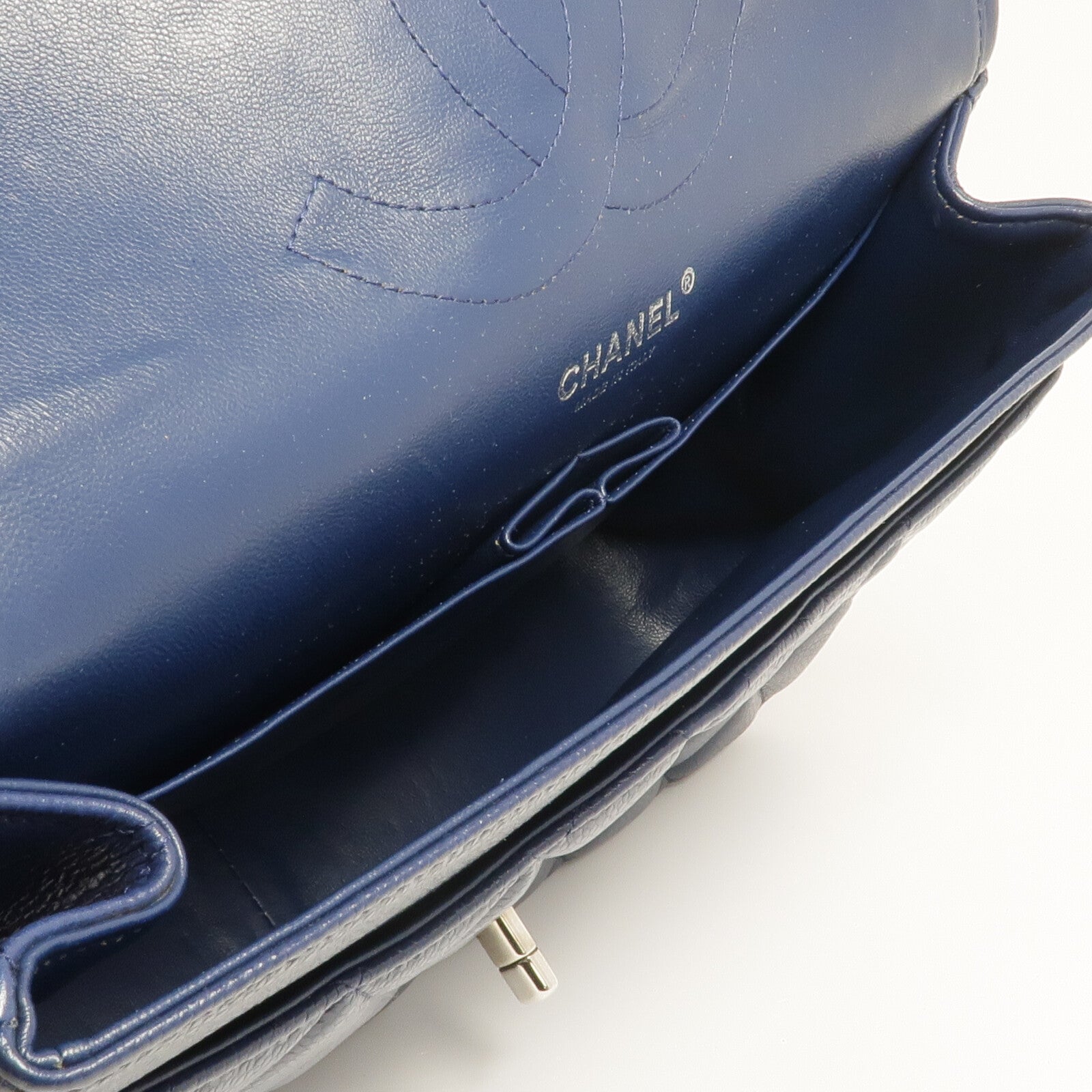 CHANEL 牛皮皮革Large Classic鏈帶肩背袋銀扣鏈帶肩背袋