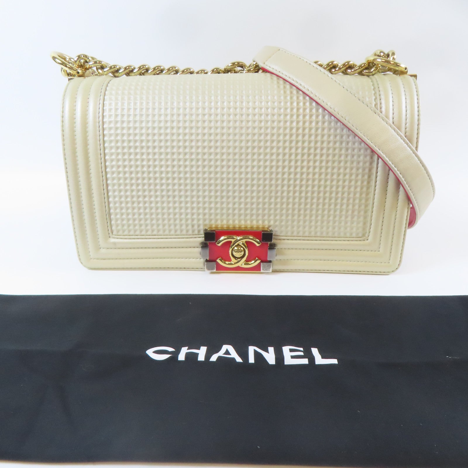 CHANEL 【激減優惠】牛皮皮革Chanel Boy Chain Shoulder金扣鏈帶肩背袋米色