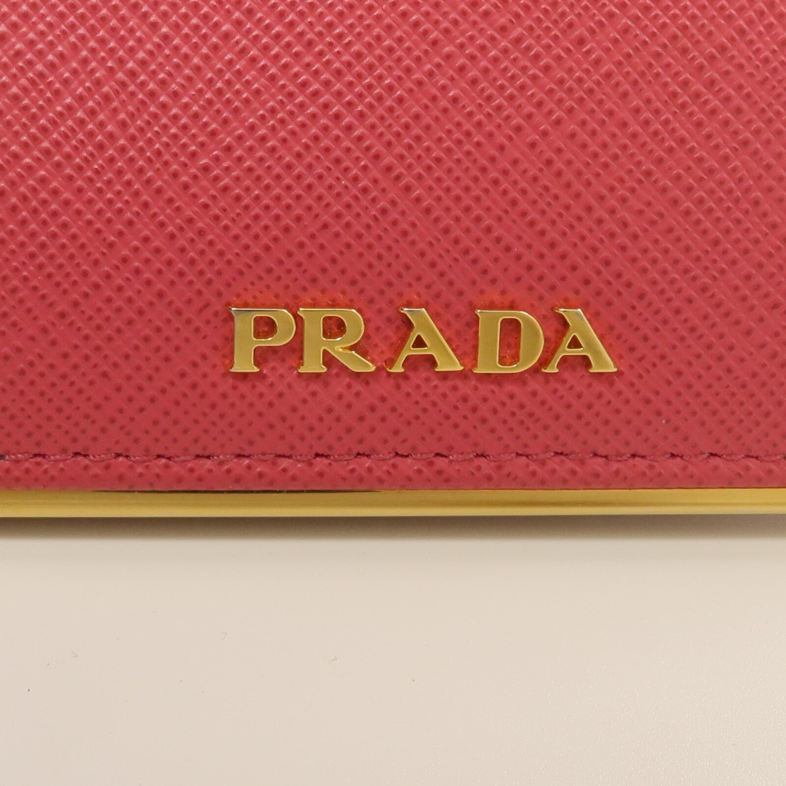 PRADA Saffianop皮革Wallet金扣錢包