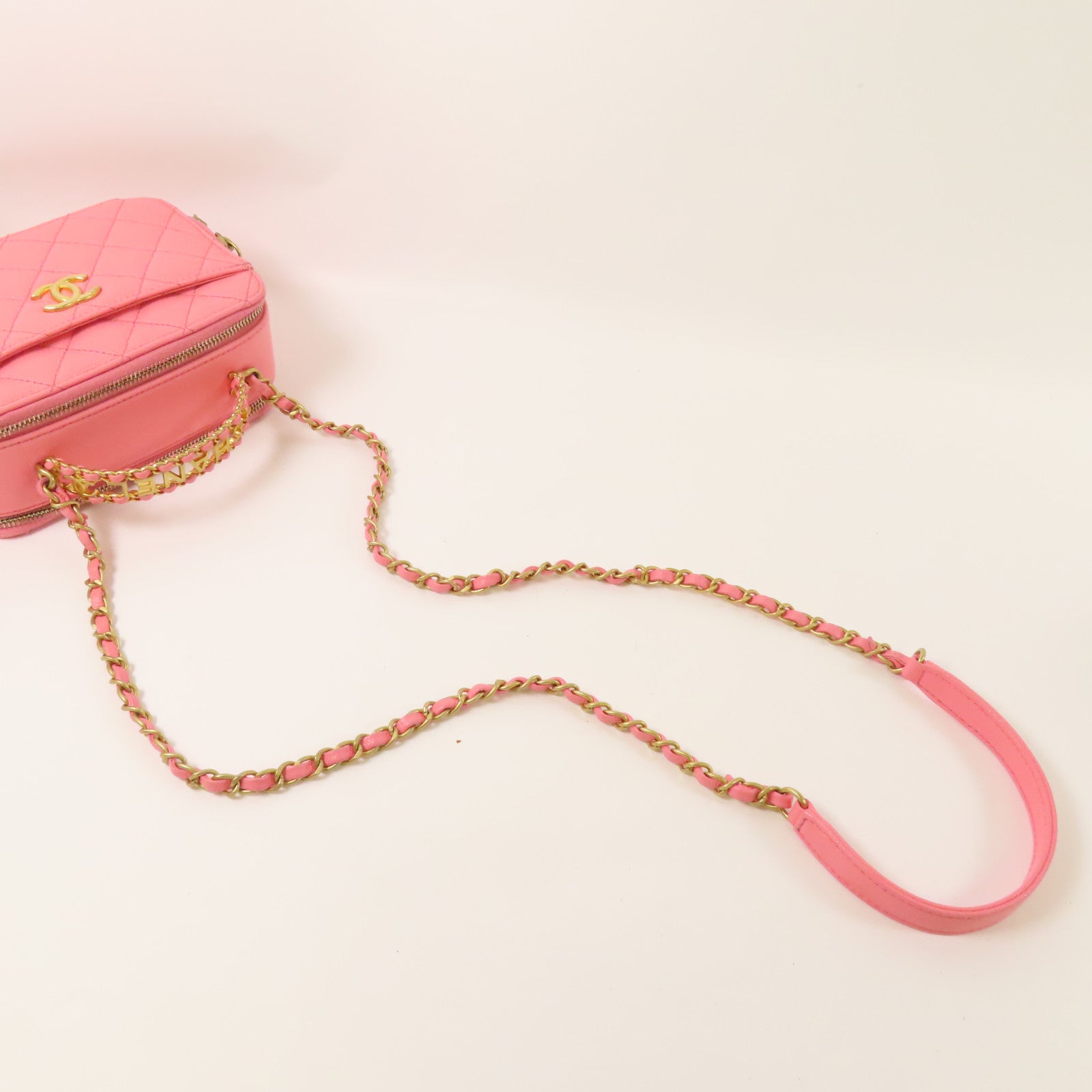 CHANEL CC GHW Vanity Case 2Way Shoulder Handbag Calfskin Leather Pink