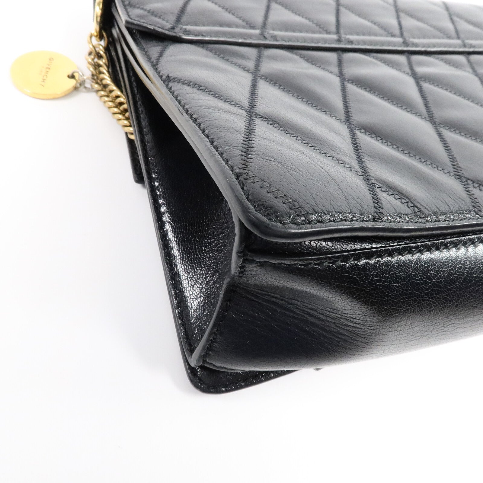 GIVENCHY 山羊皮皮革GV3 Flap Bag Medium鏈帶肩背袋