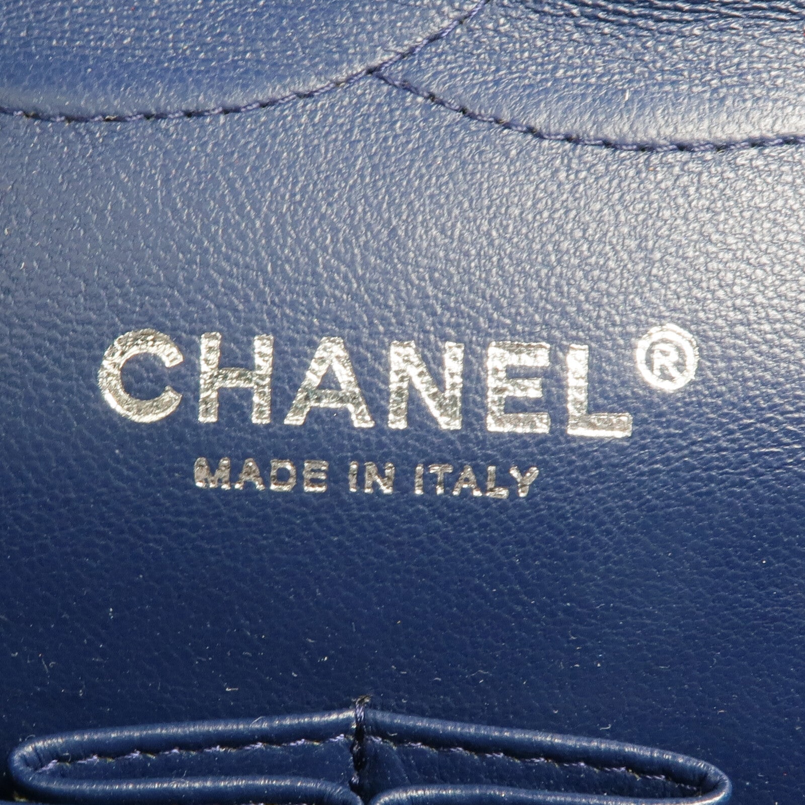 CHANEL 牛皮皮革Large Classic鏈帶肩背袋銀扣鏈帶肩背袋