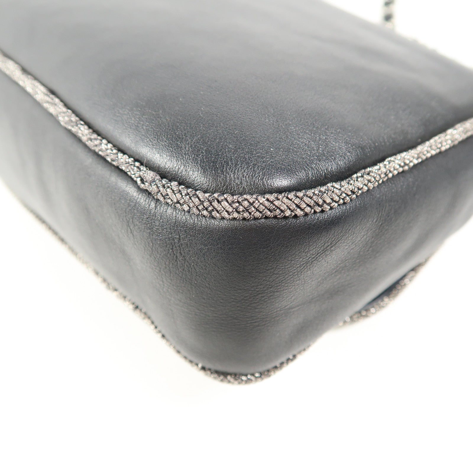 CHANEL 牛皮皮革Chain Shoulder銀扣鏈帶肩背袋