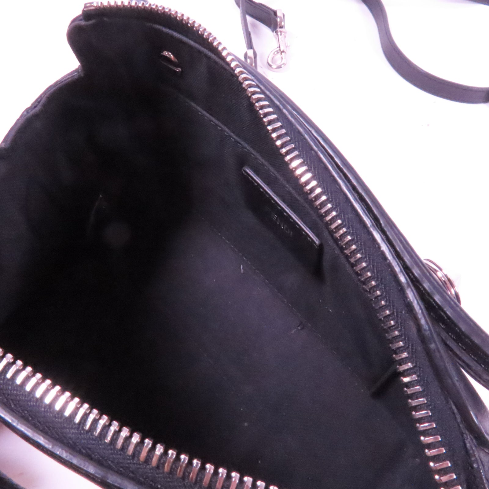 FENDI 牛皮皮革By The Way Calf金扣肩背袋黑色