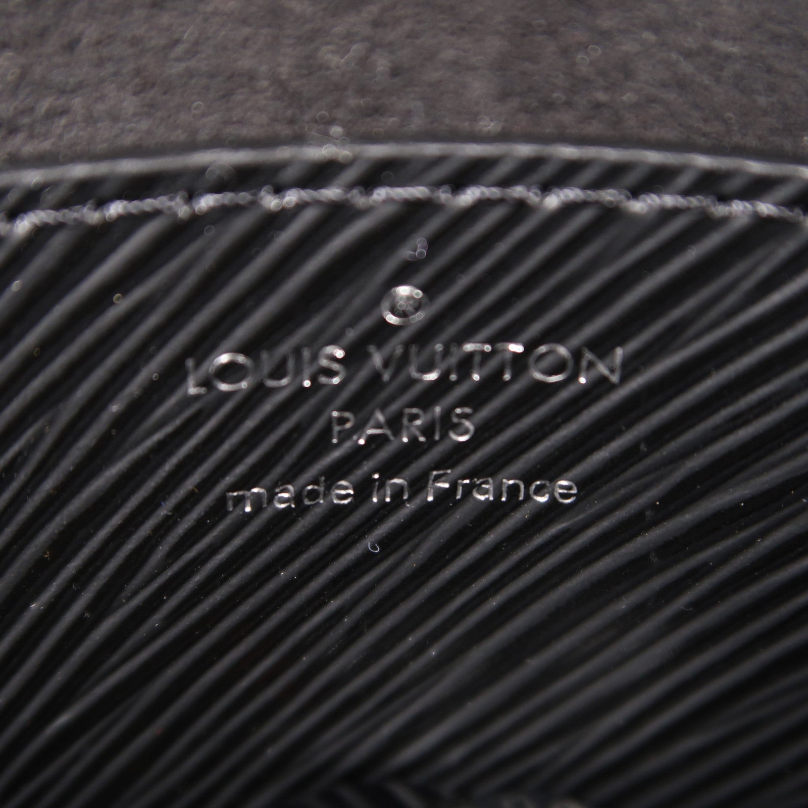 LOUIS VUITTON LV SHW Twist Shoulder Bag M50282 Epi Black
