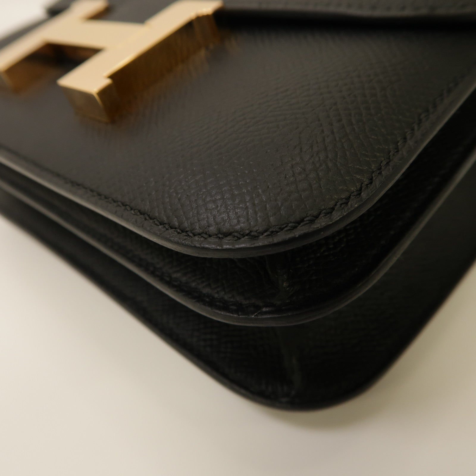 HERMES Epsom皮革Constance Mini金扣肩背袋黑色