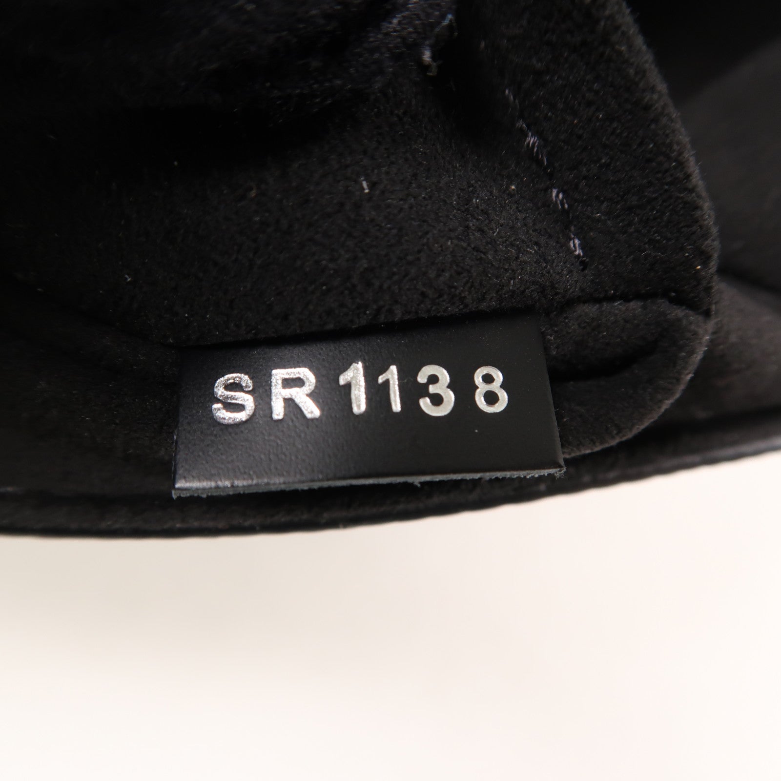 LOUIS VUITTON Epi Twist銀扣鏈帶肩背袋