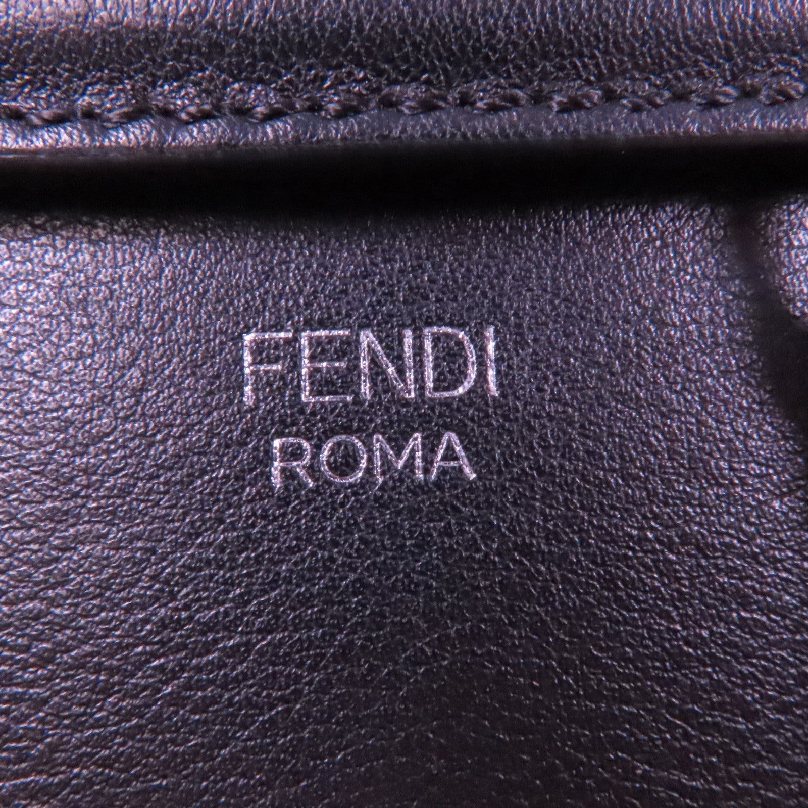 FENDI 牛皮皮革By The Way Calf金扣肩背袋黑色