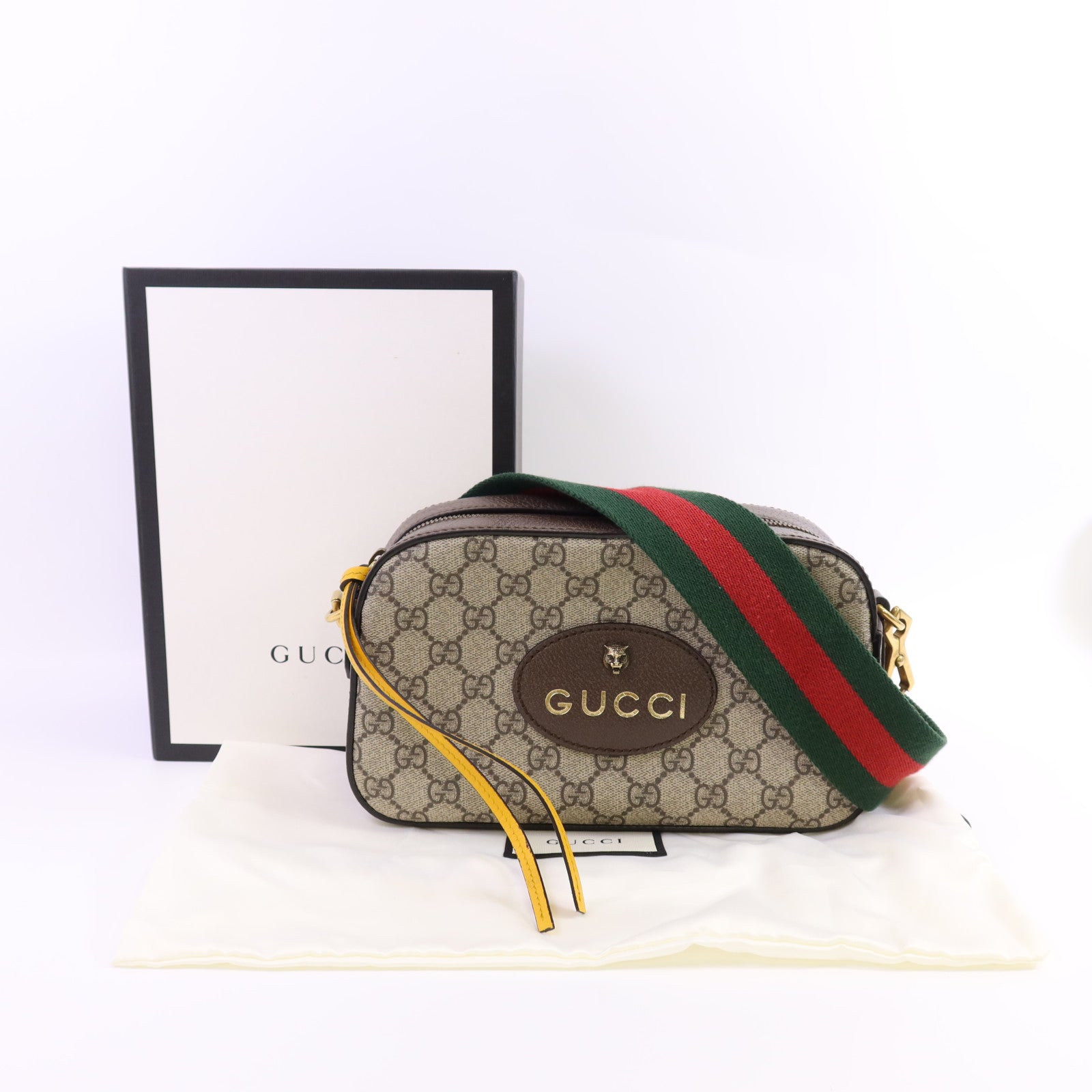 GUCCI 塗層帆布GG Supreme Messenger金扣肩背袋
