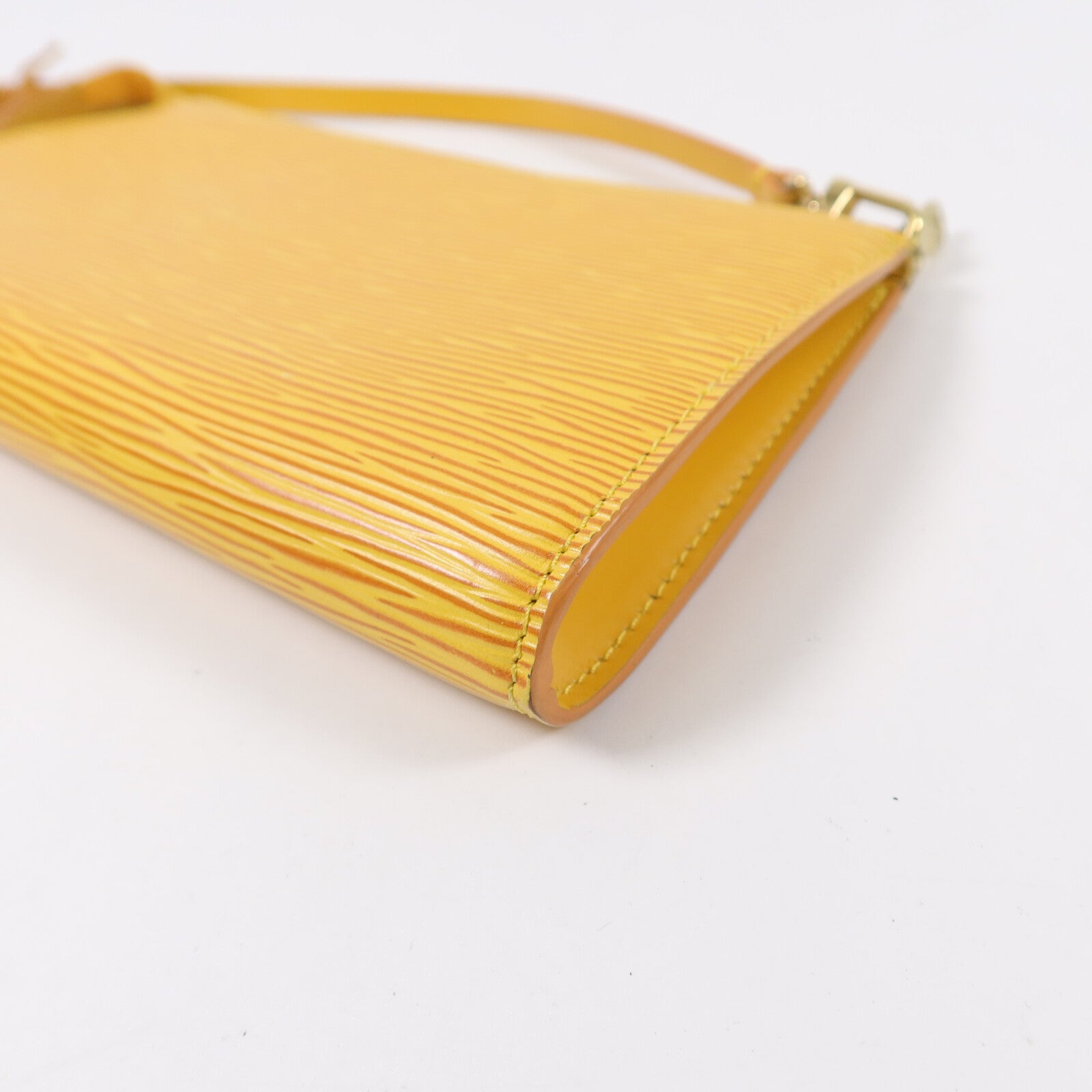 LOUIS VUITTON Epi Pochette Accessoires肩背袋