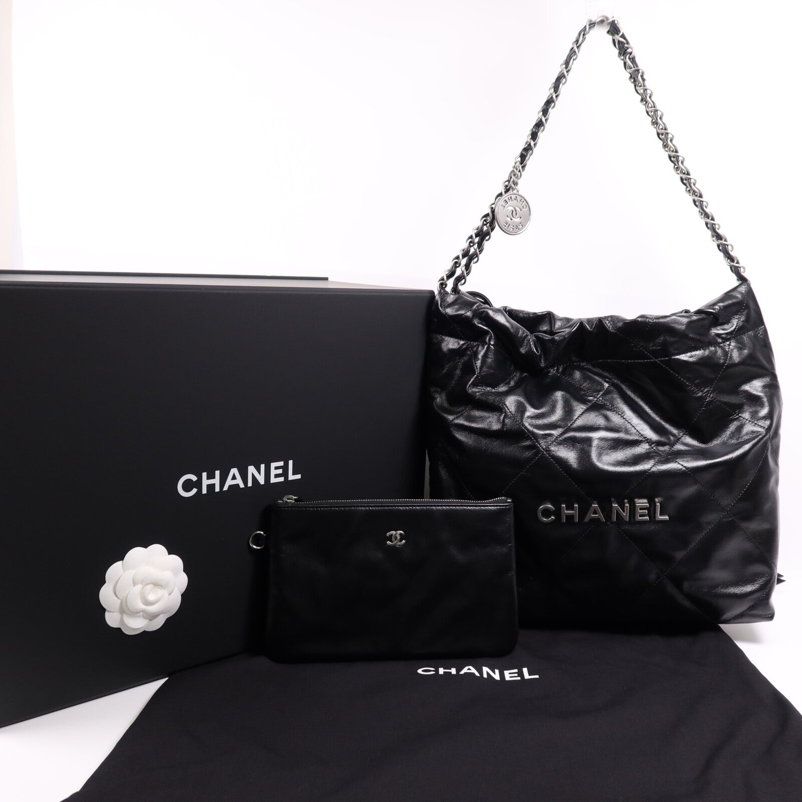 CHANEL 牛皮皮革Chanel 22 Small銀扣鏈帶肩背袋