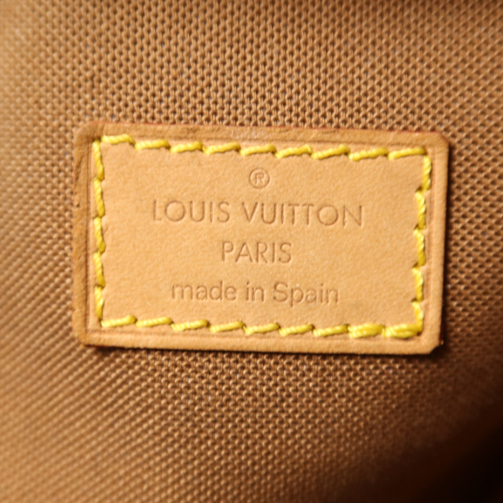 LOUIS VUITTON Monogram Pochette Gange金扣肩背袋