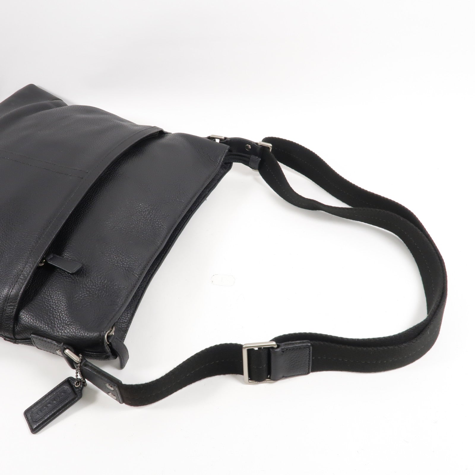 COACH 牛皮皮革Shoulder Bag肩背袋