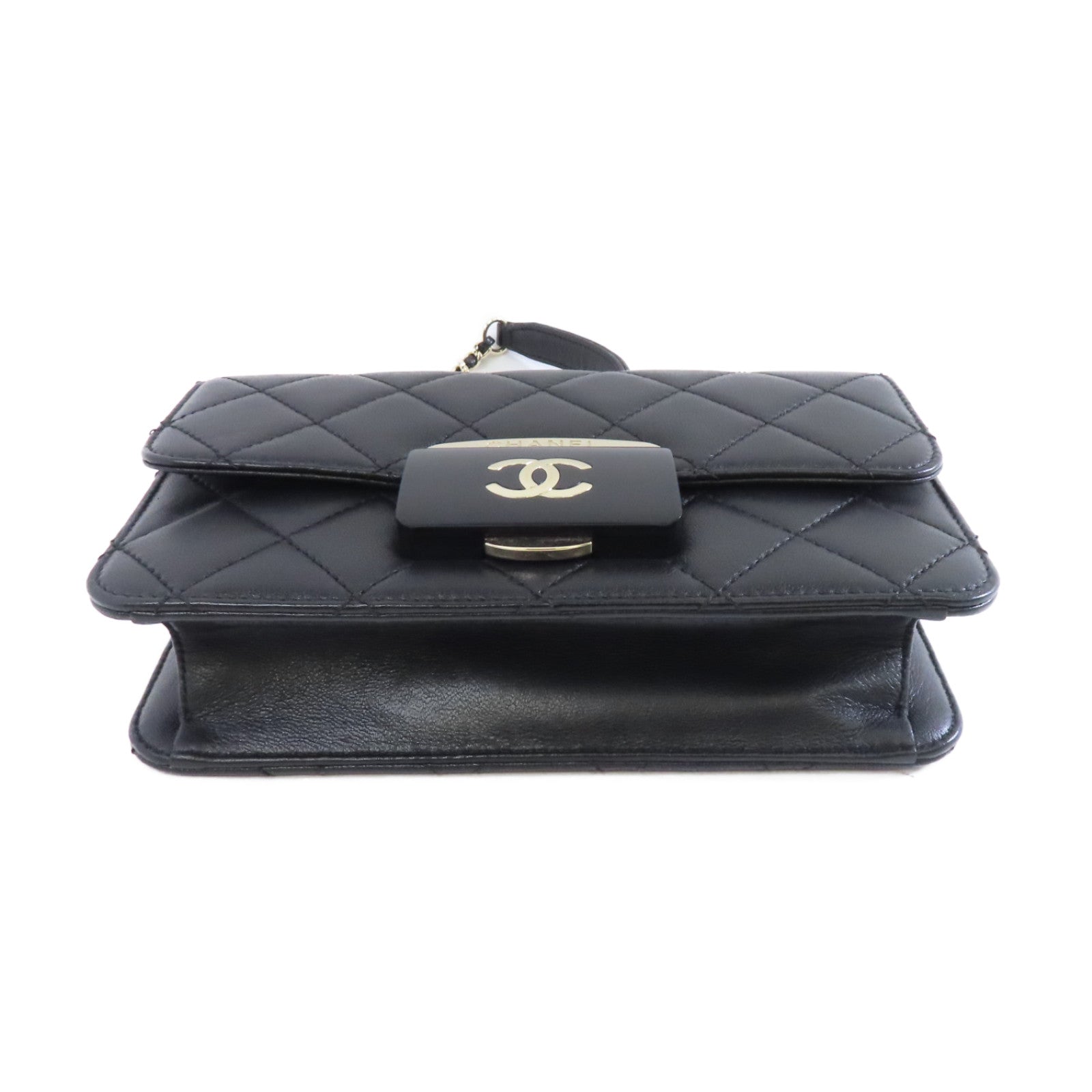 CHANEL 菱格牛皮皮革Beauty Lock Flap金扣鏈帶肩背袋黑色