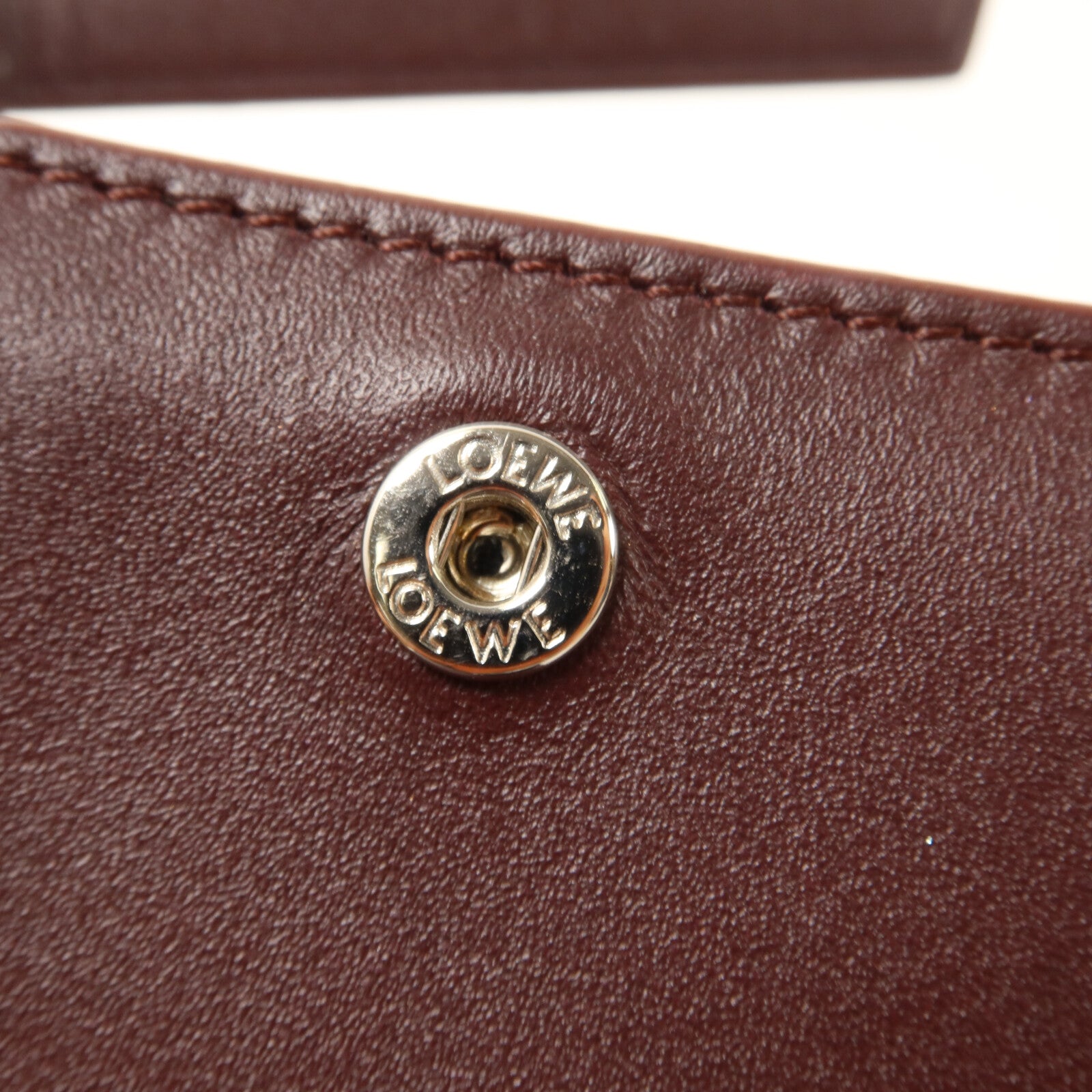 LOEWE 牛皮皮革Puzzle Slim Compact Wallet錢包