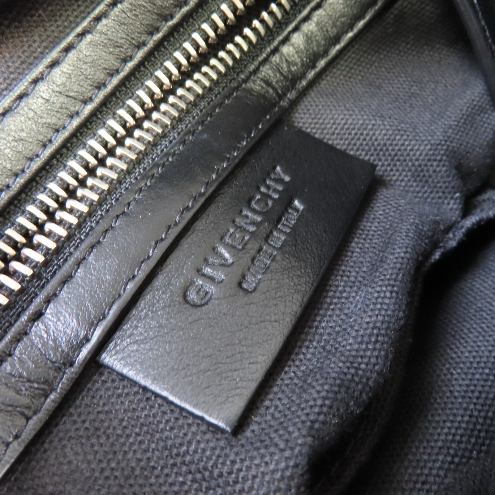 GIVENCHY 皮革Pandora Small 2Way Shoulder Bag銀扣手挽肩背兩用袋黑色