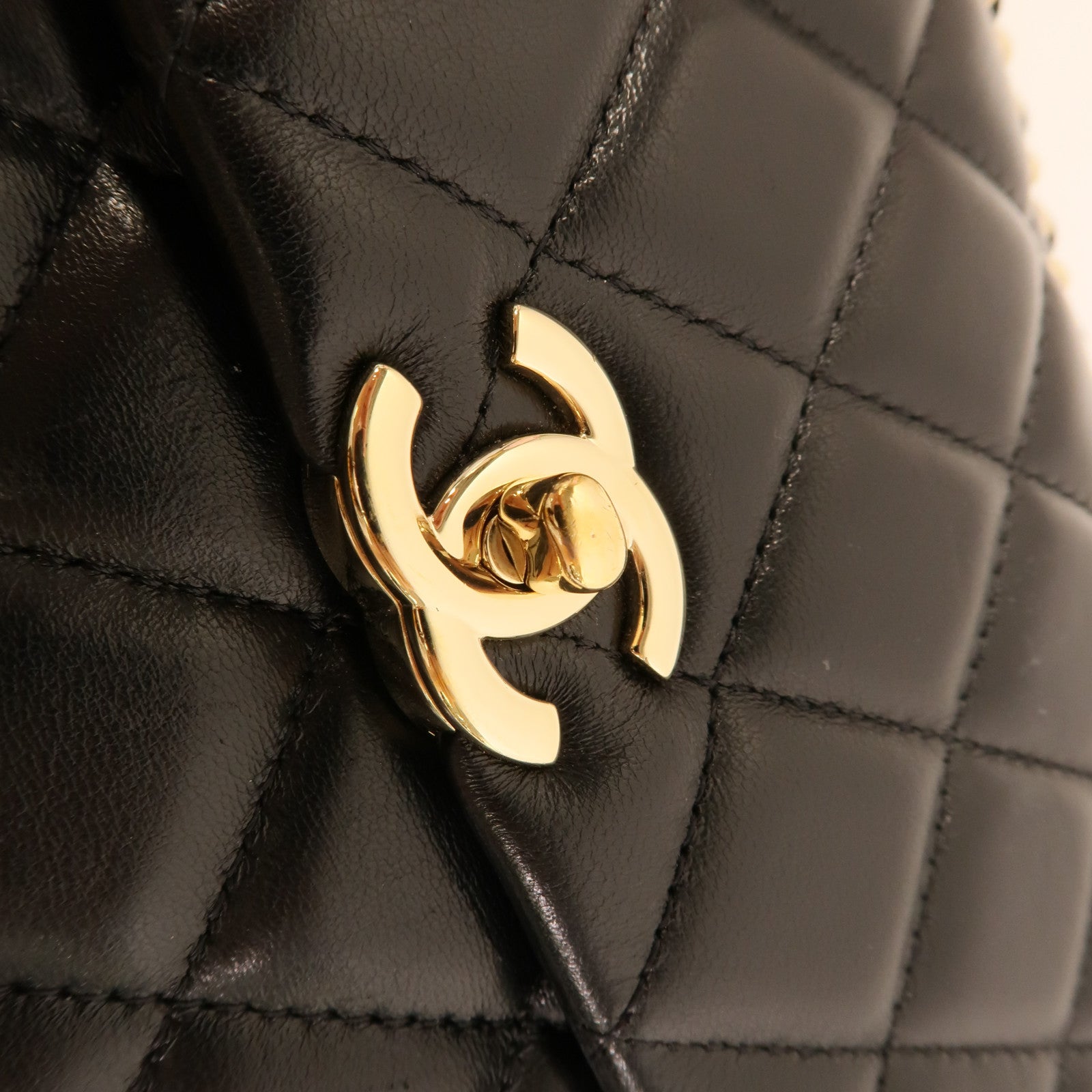 CHANEL 羊皮皮革Chain Shoulder肩背袋
