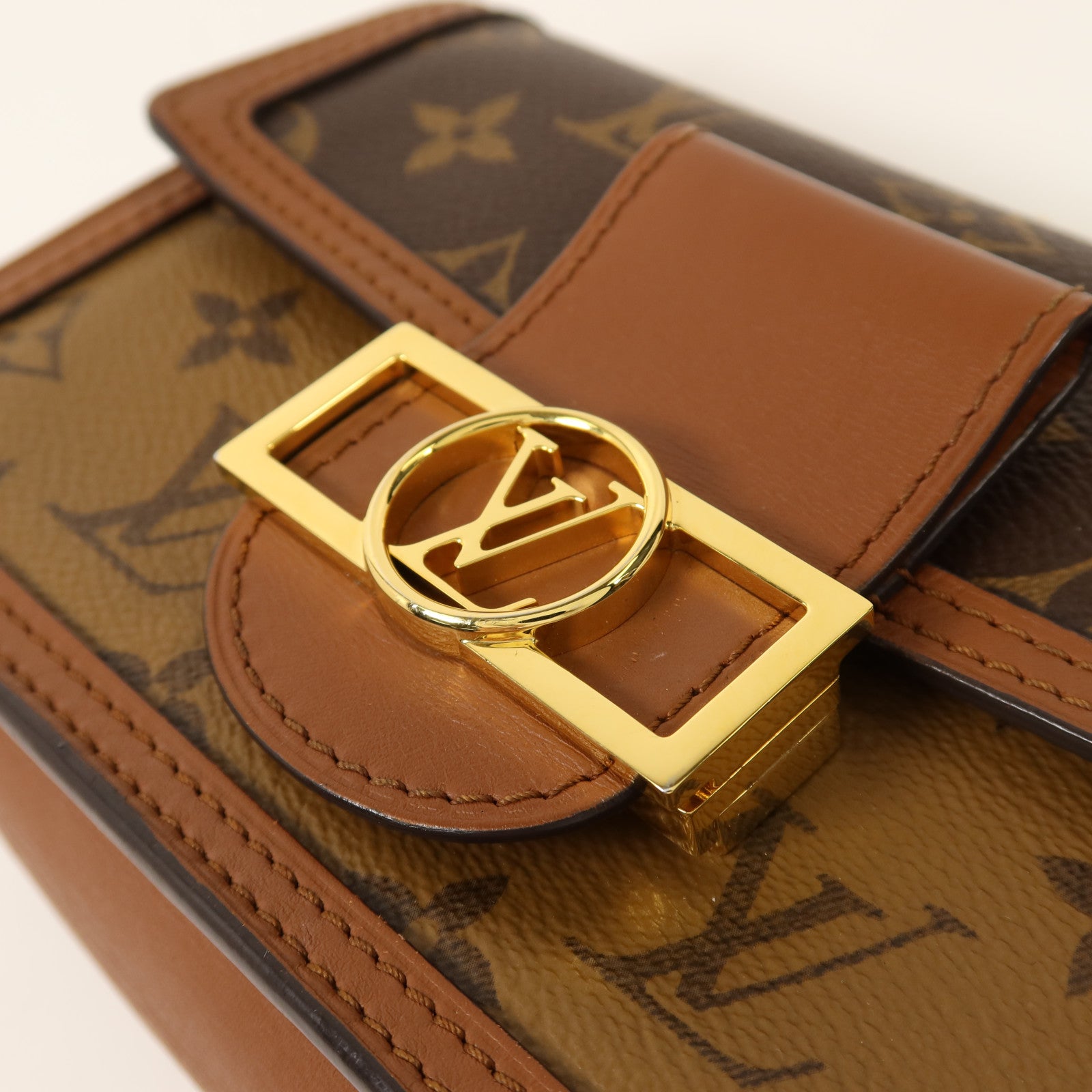 LOUIS VUITTON Monogram Reverse Dauphinec金扣鏈帶肩背袋